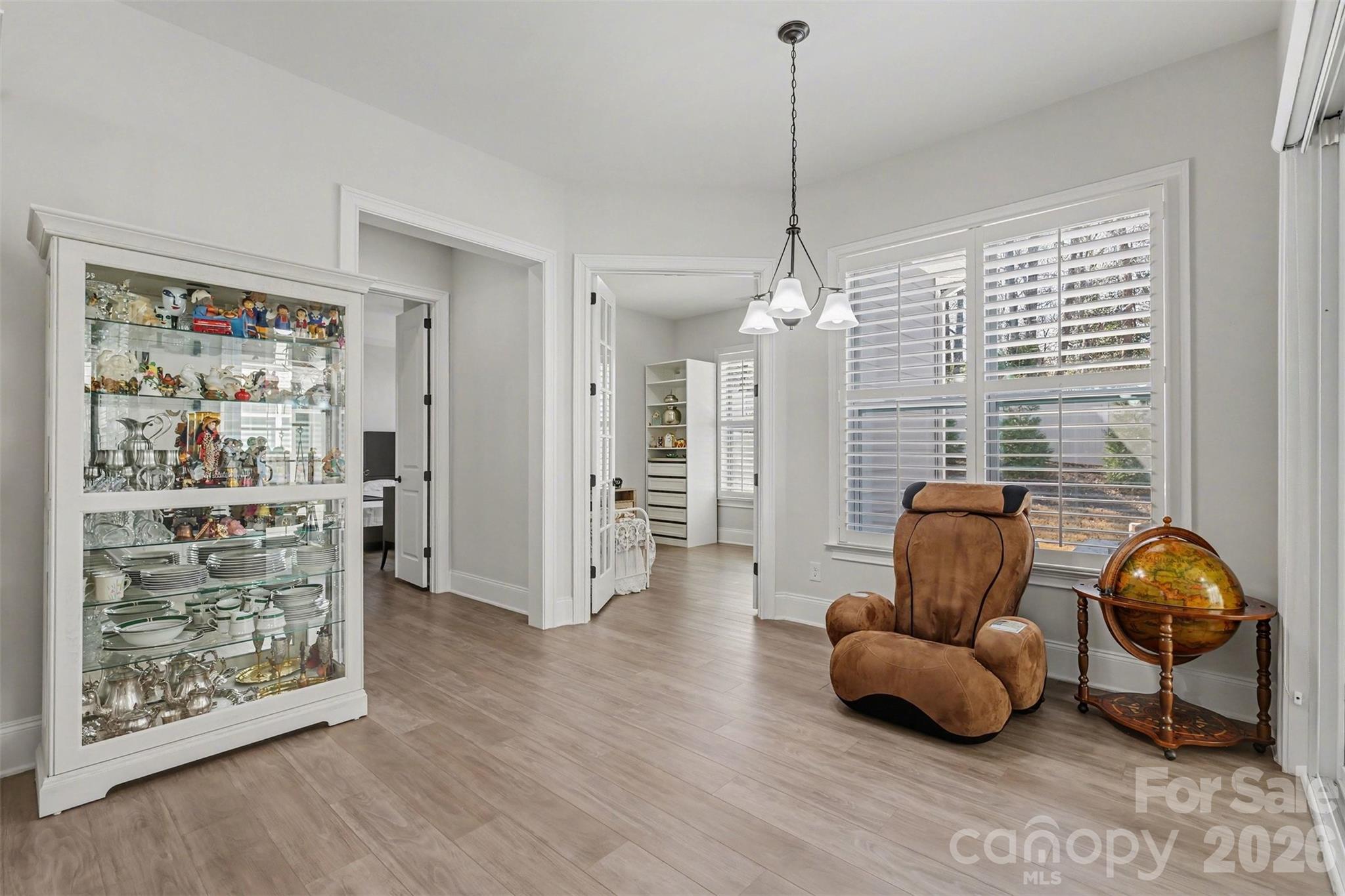 14605 Crosswater Lane — Charlotte