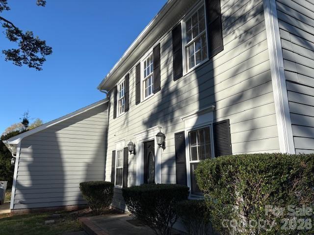 5324 Donnefield Drive — Charlotte
