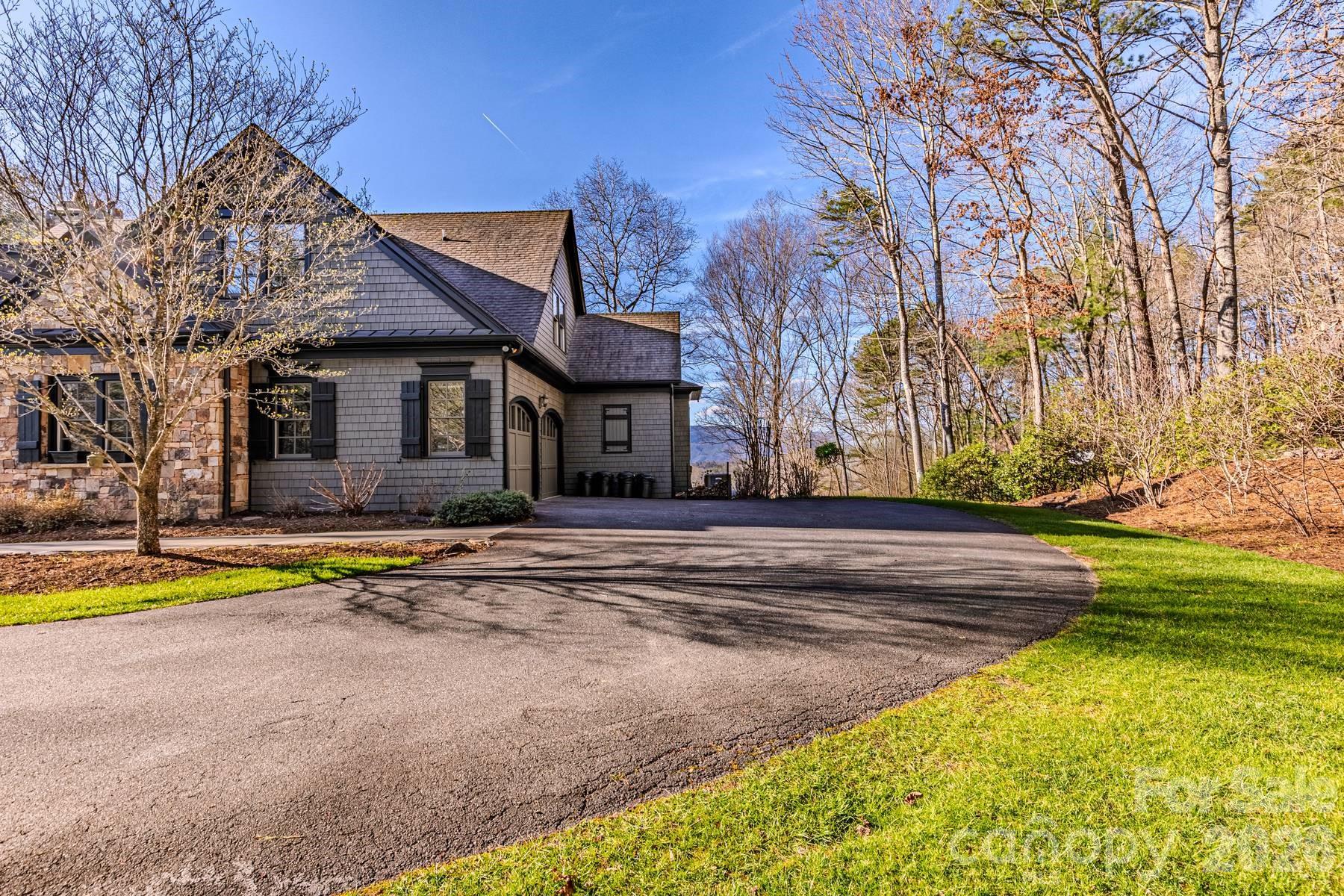 414 Trails End — Bryson City
