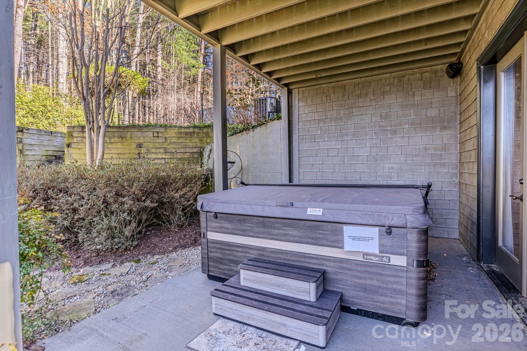414 Trails End — Bryson City