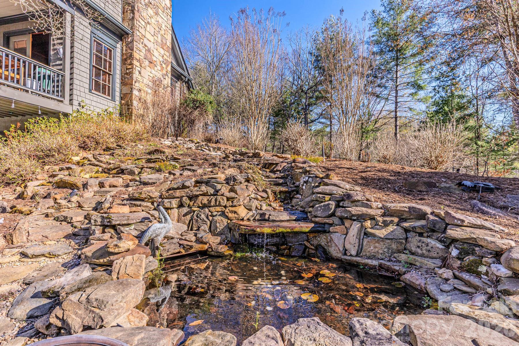 414 Trails End — Bryson City