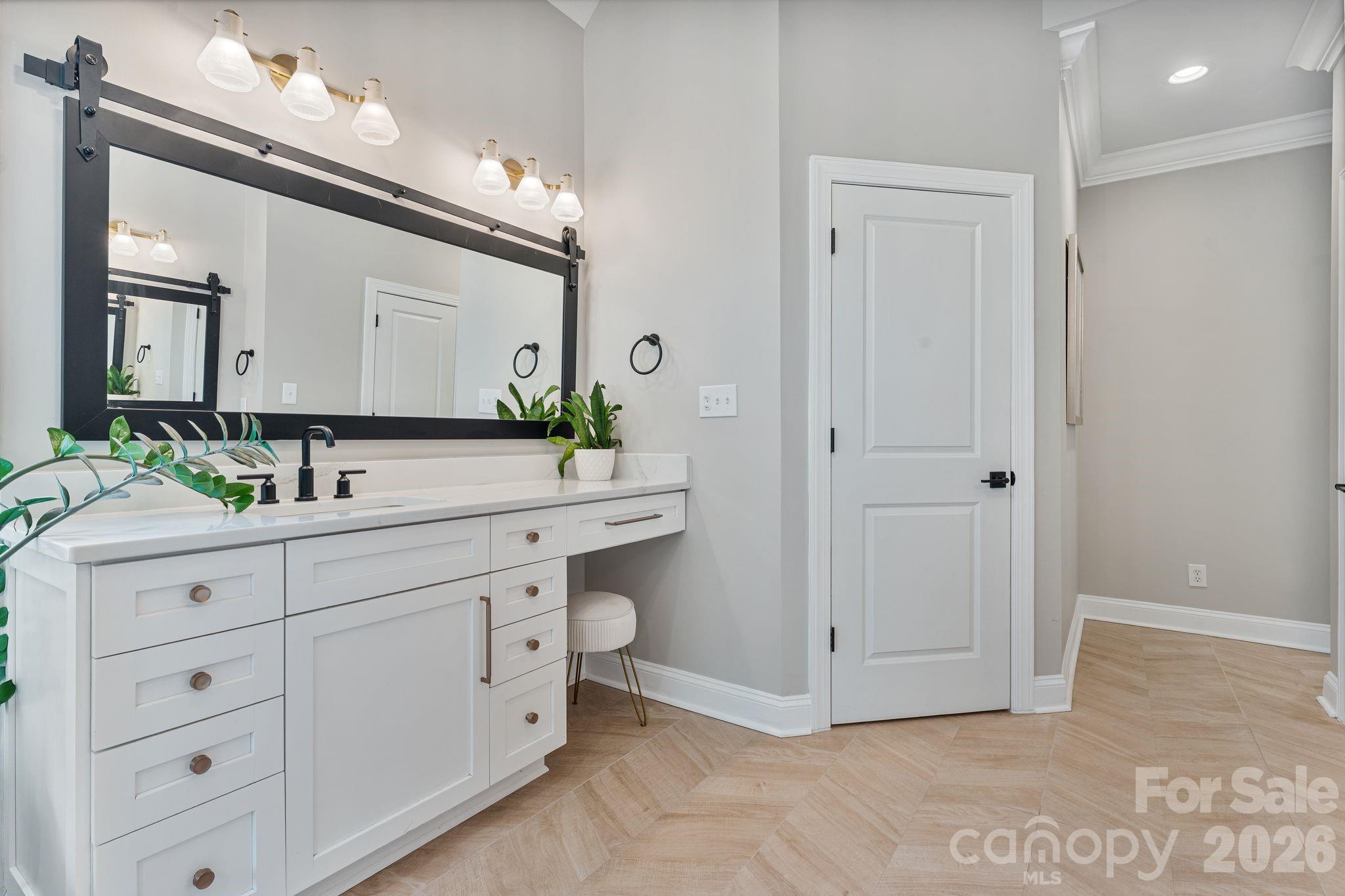 182 Malibu Road — Mooresville