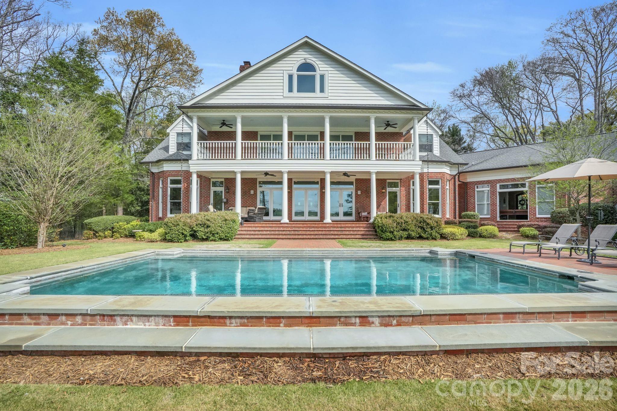 312 Old Hickory Court — Fort Mill