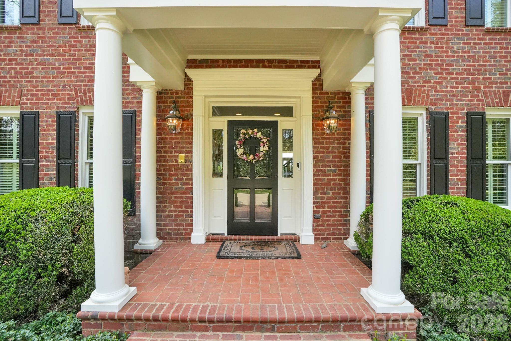 312 Old Hickory Court — Fort Mill