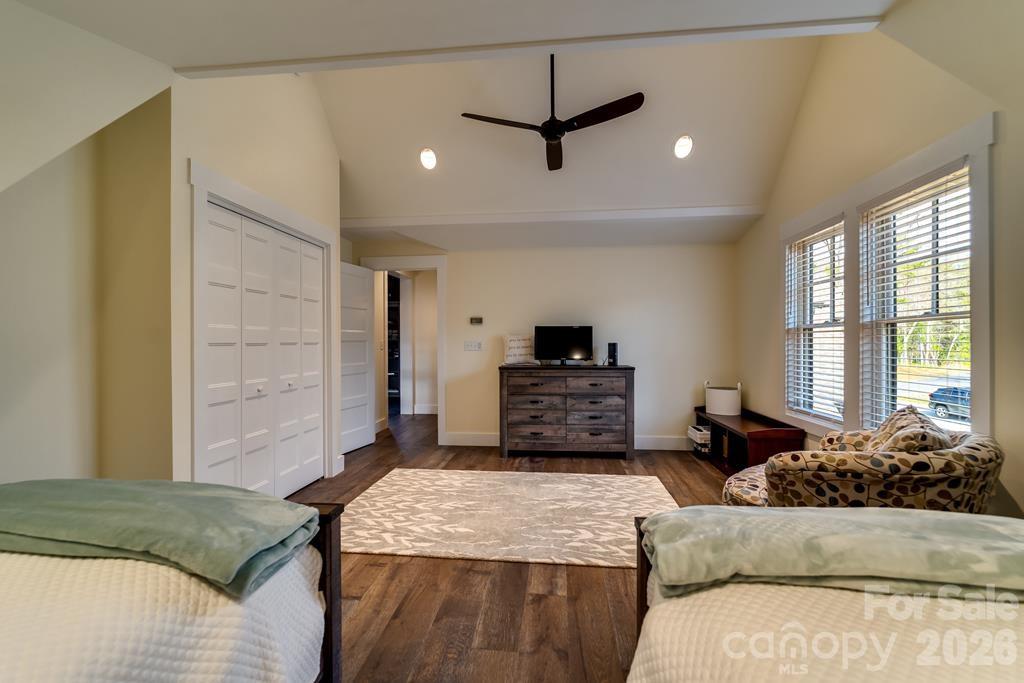 117 Amberleaf Way — Cullowhee
