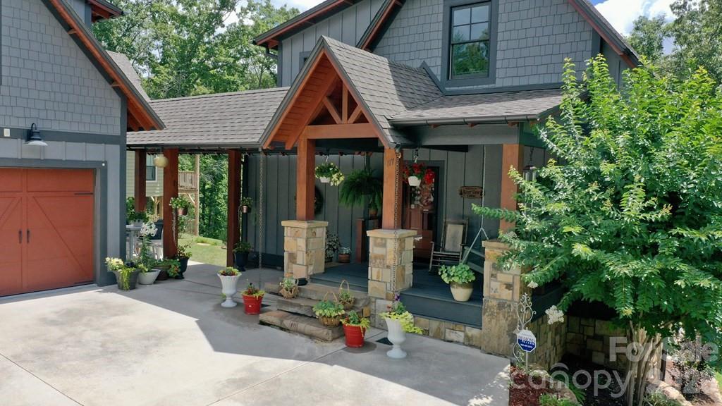 117 Amberleaf Way — Cullowhee
