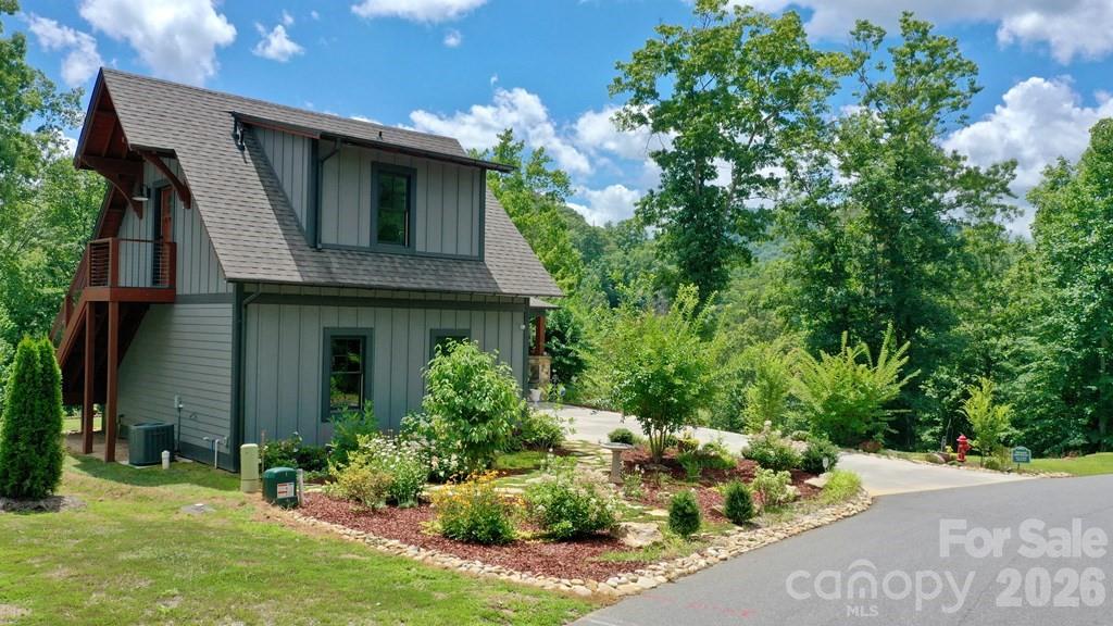 117 Amberleaf Way — Cullowhee