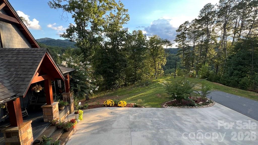 117 Amberleaf Way — Cullowhee