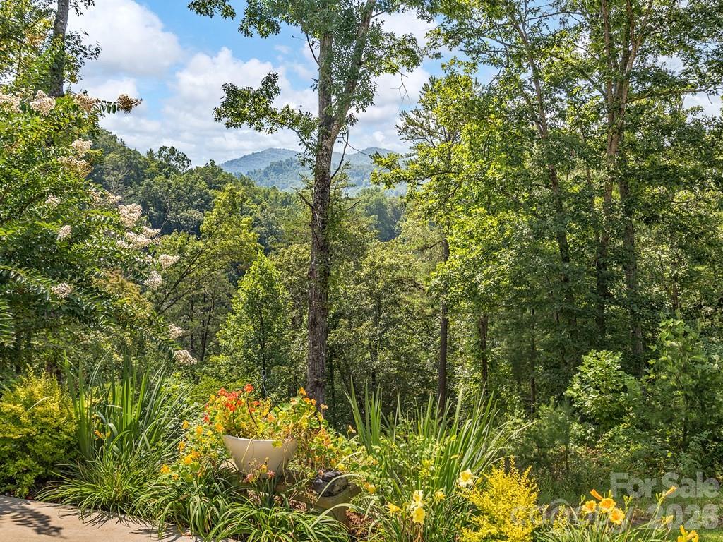 117 Amberleaf Way — Cullowhee