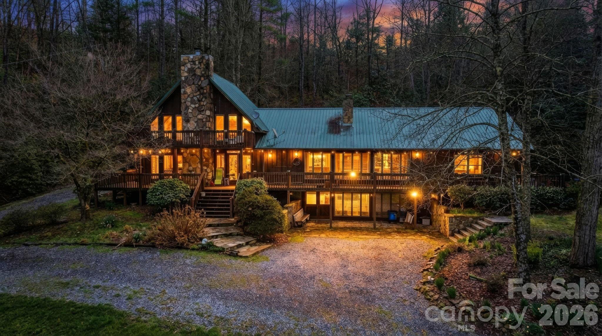 652 Shepherds Creek Road — Robbinsville