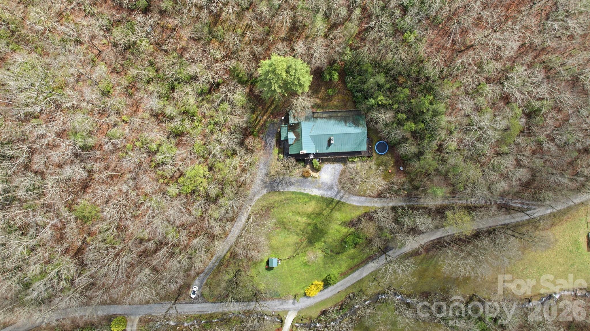 652 Shepherds Creek Road — Robbinsville