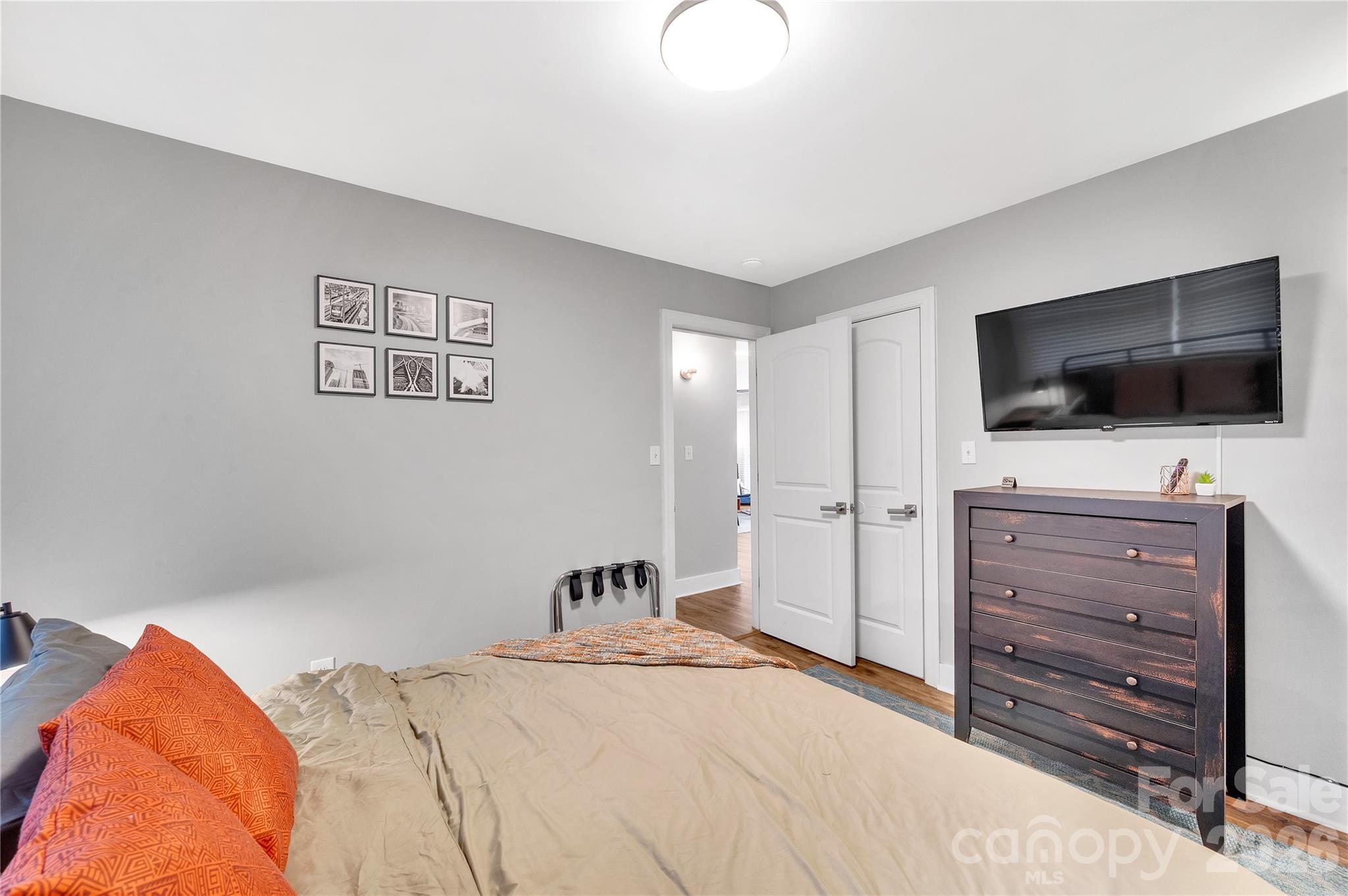2025 Ibis Court — Charlotte