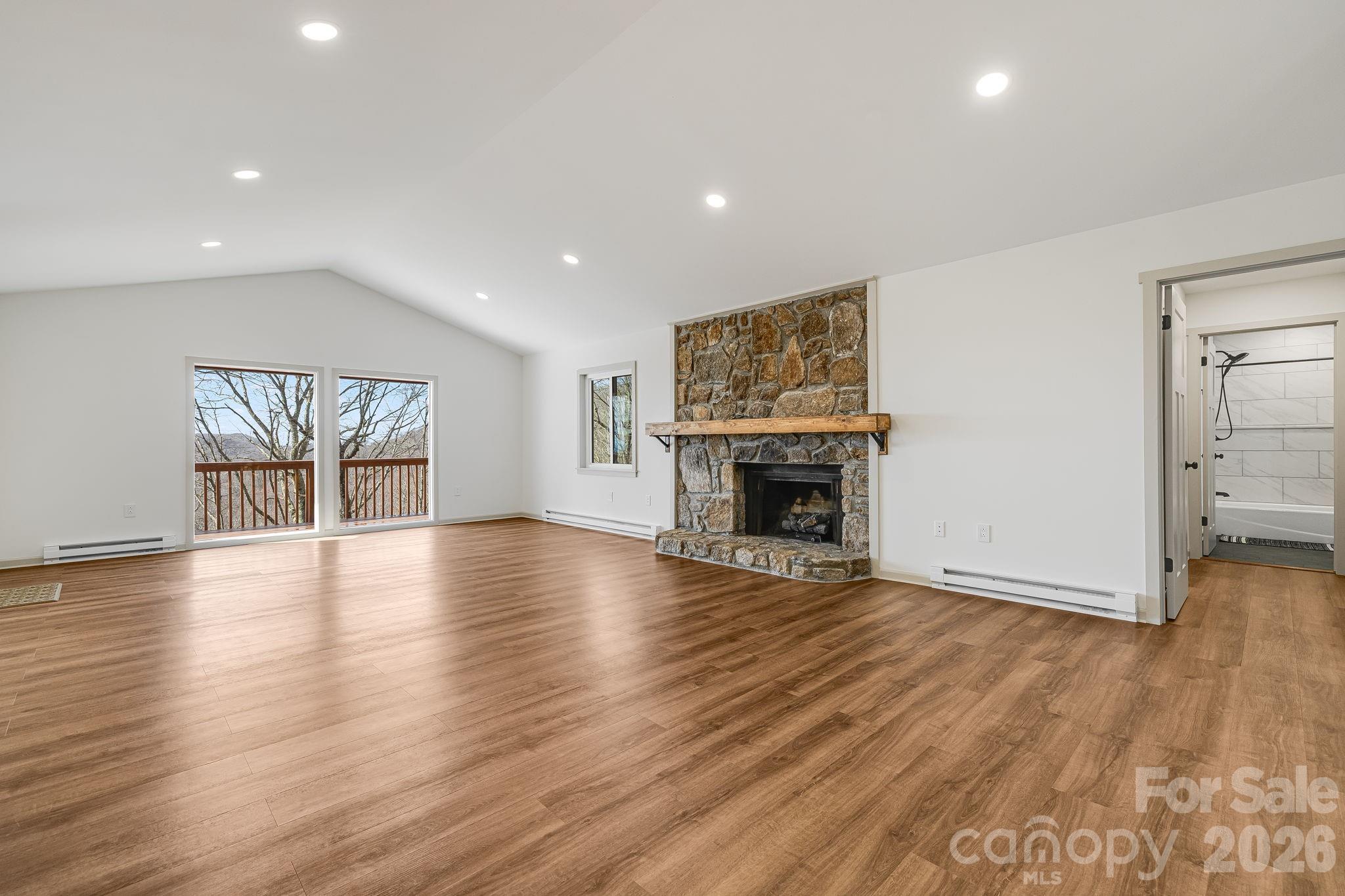 1065 Oak Ridge Lane #713 — Mars Hill
