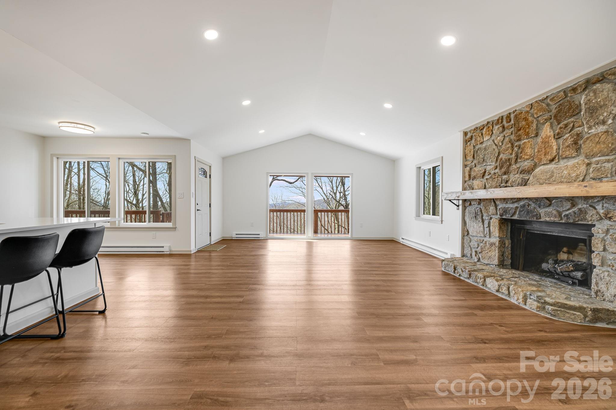 1065 Oak Ridge Lane #713 — Mars Hill