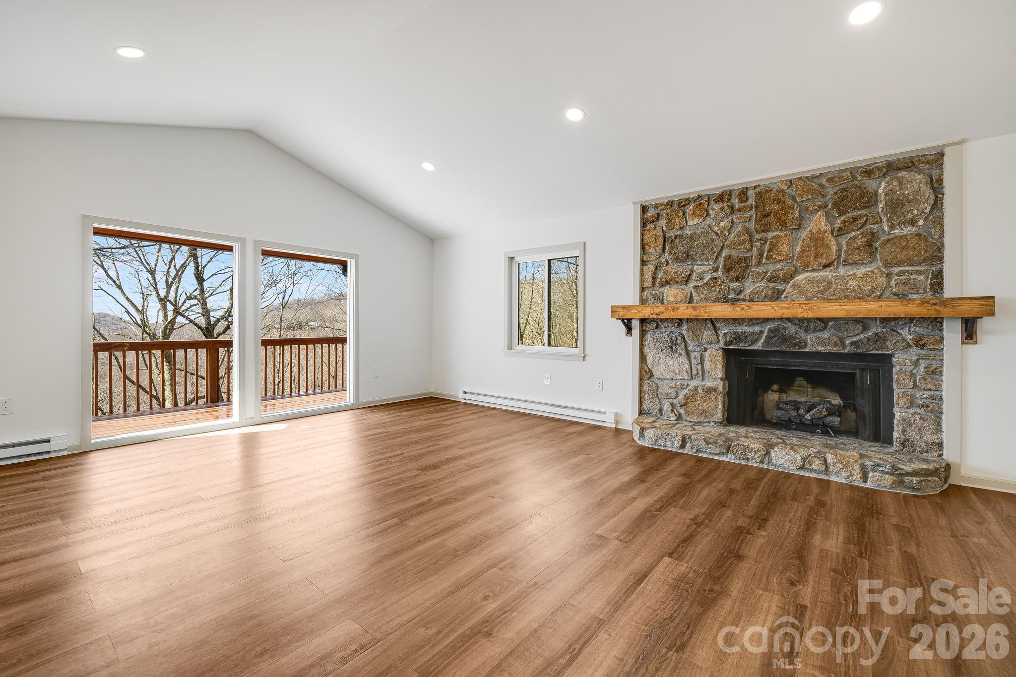 1065 Oak Ridge Lane #713 — Mars Hill