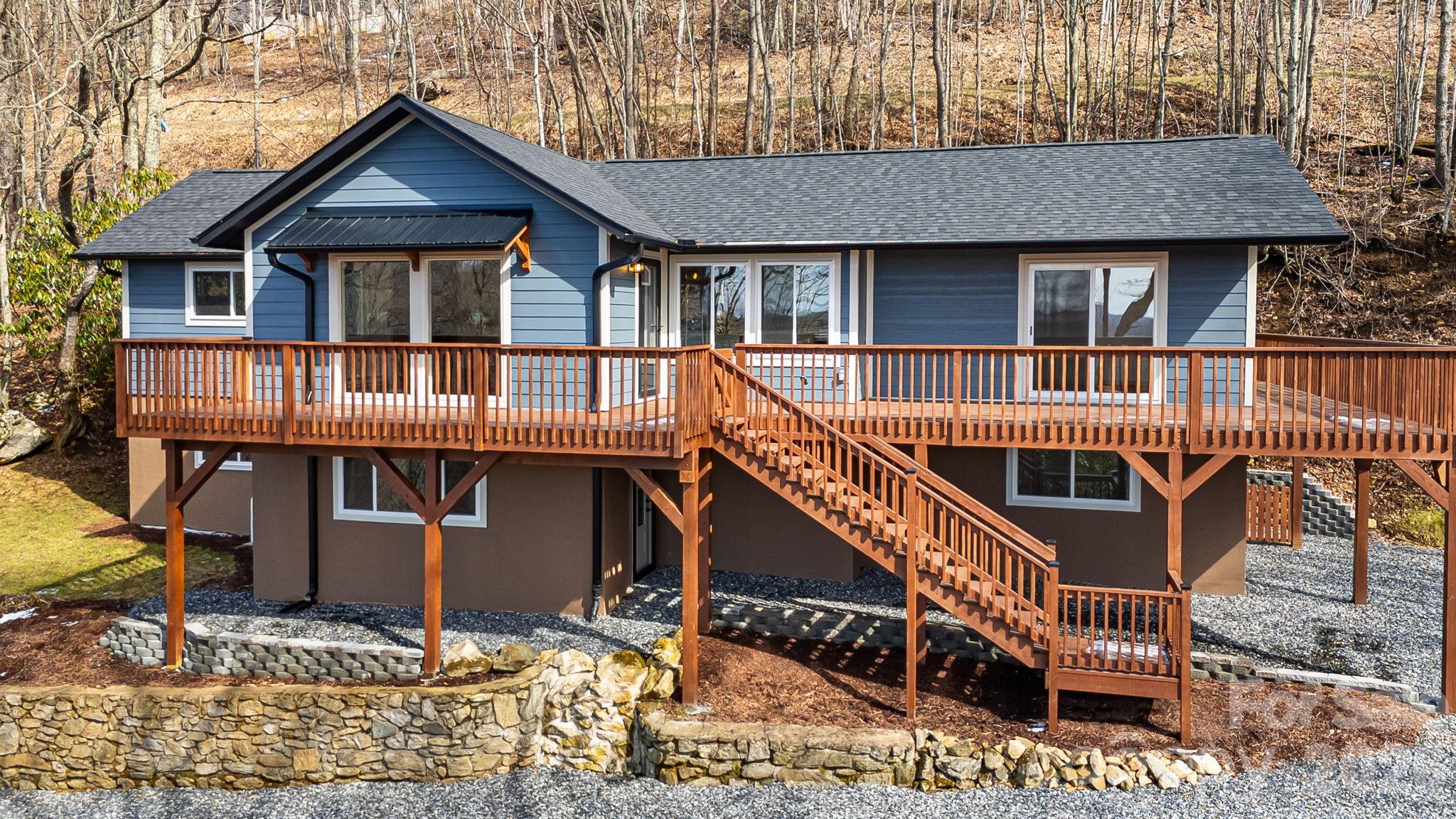 1065 Oak Ridge Lane #713 — Mars Hill