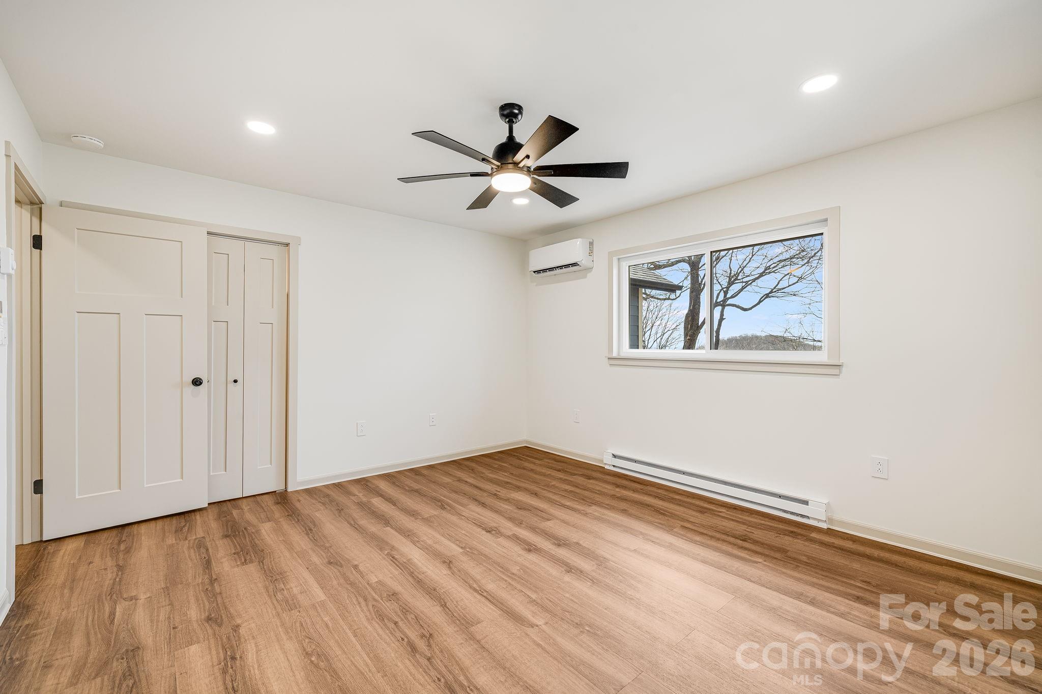 1065 Oak Ridge Lane #713 — Mars Hill