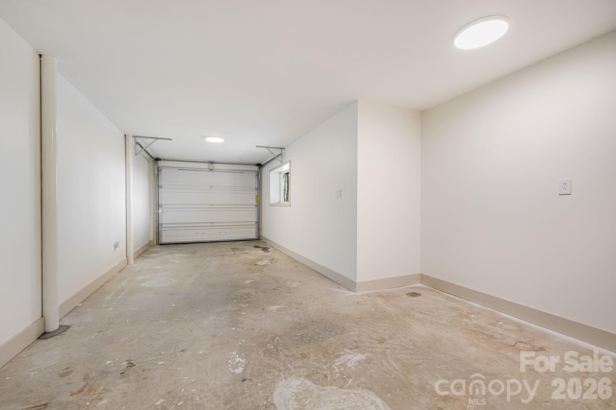 1065 Oak Ridge Lane #713 — Mars Hill