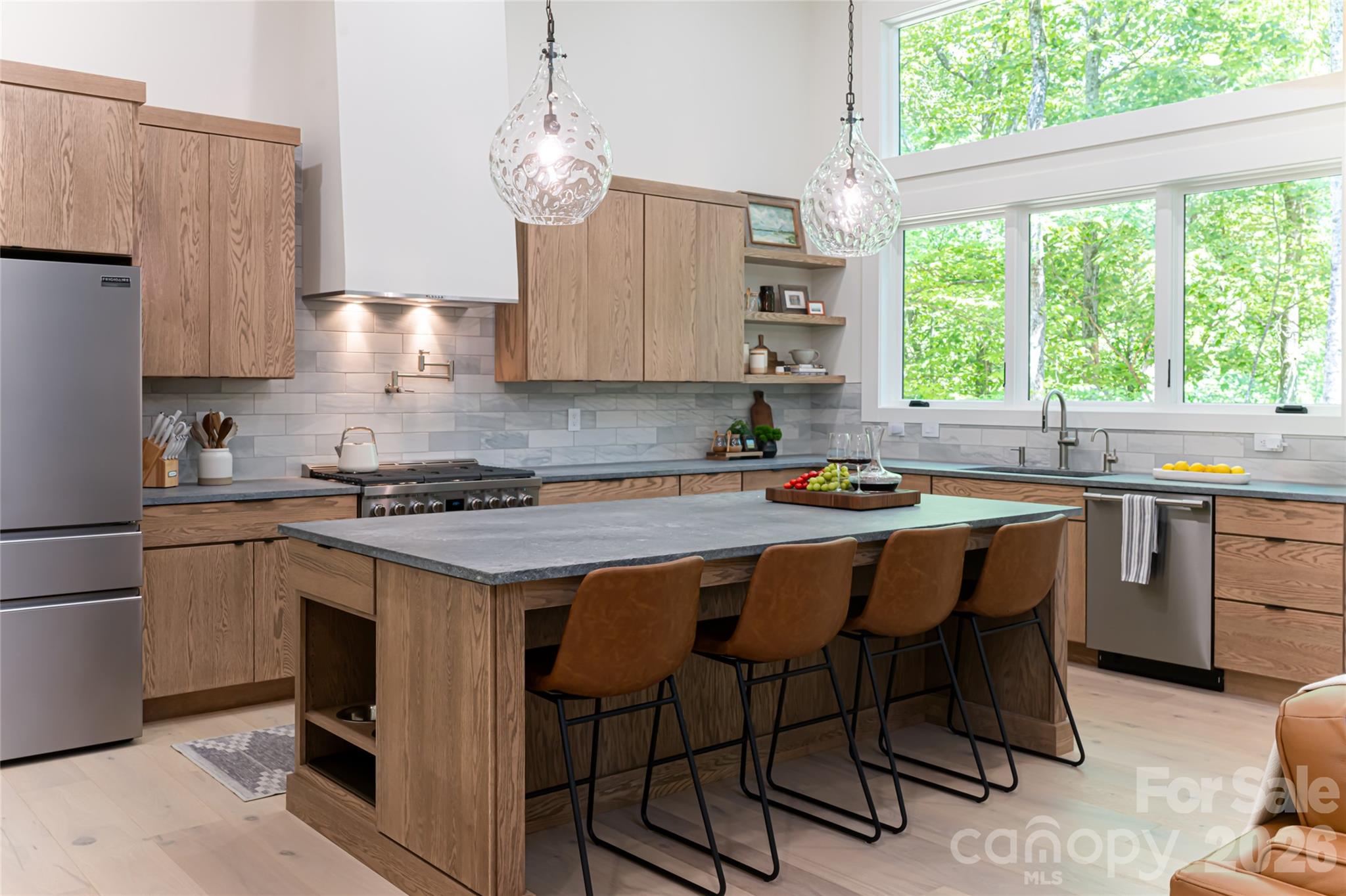 558 Poplar Crest Drive — Pisgah Forest