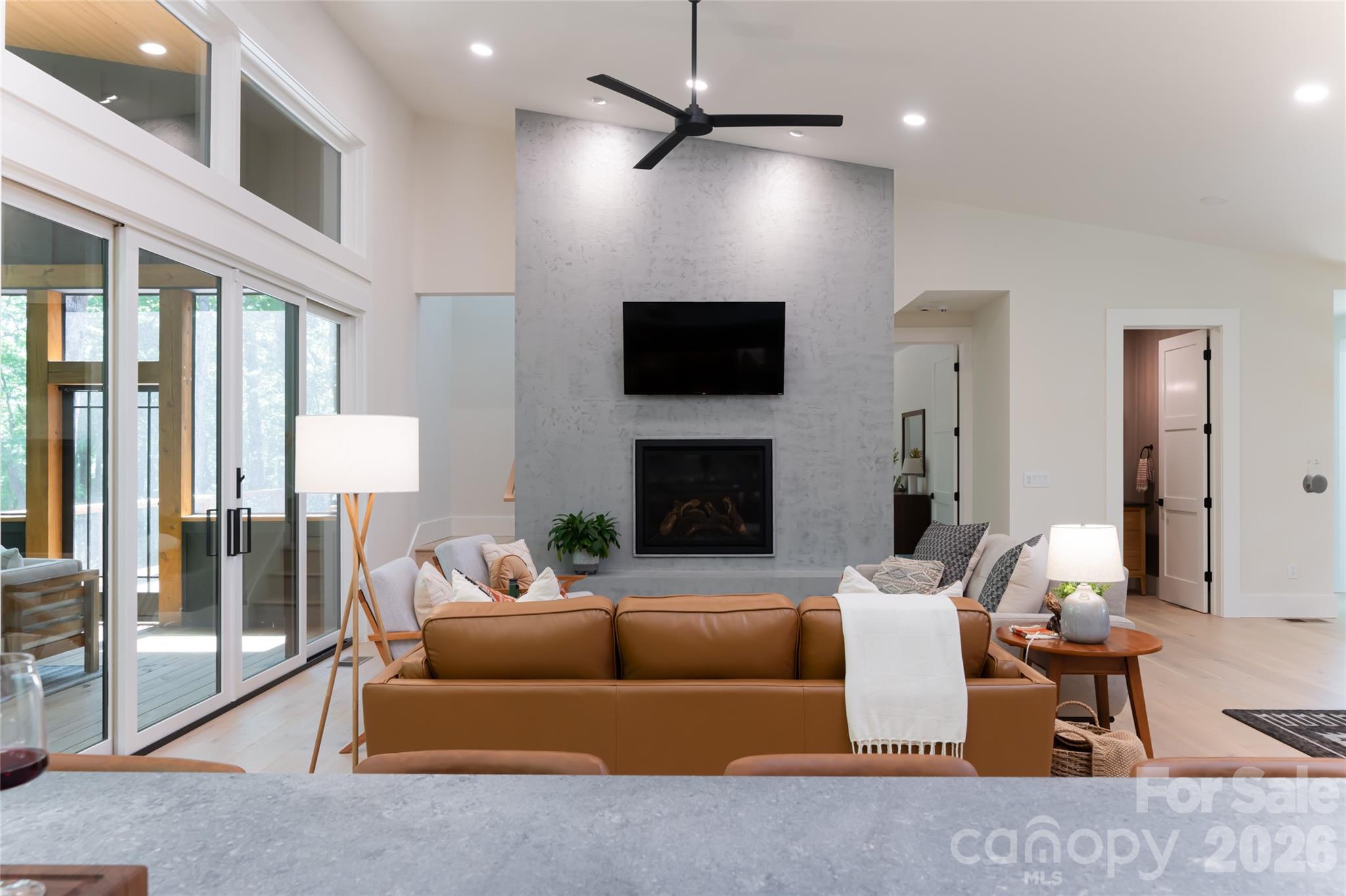 558 Poplar Crest Drive — Pisgah Forest