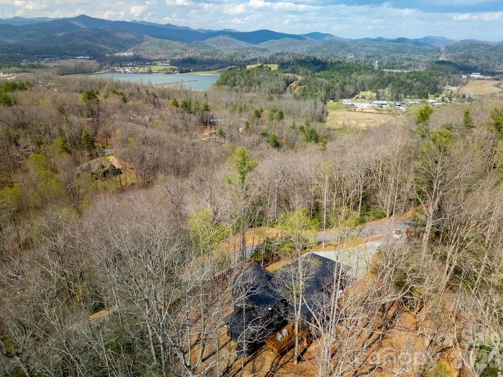 558 Poplar Crest Drive — Pisgah Forest