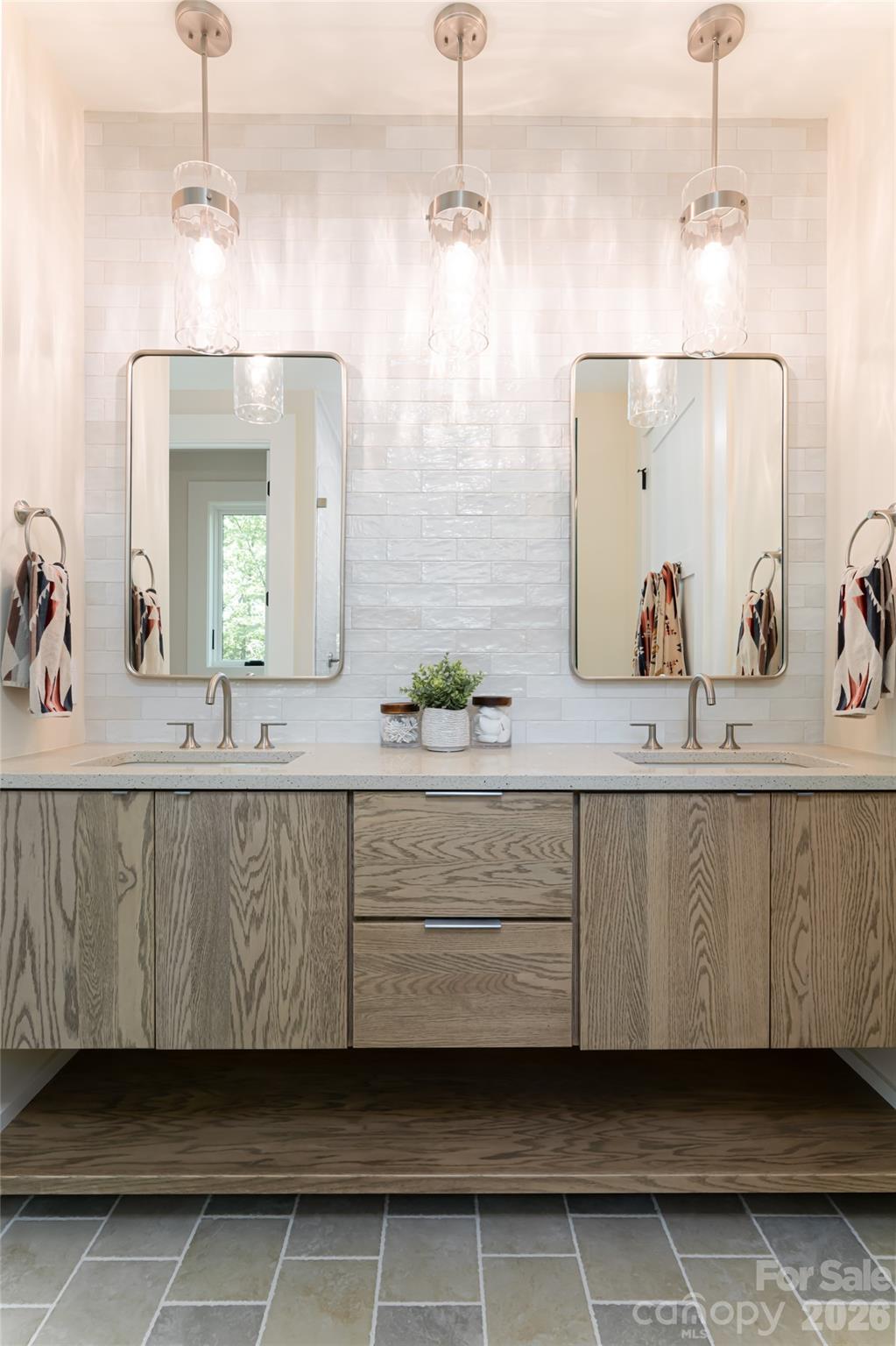 558 Poplar Crest Drive — Pisgah Forest