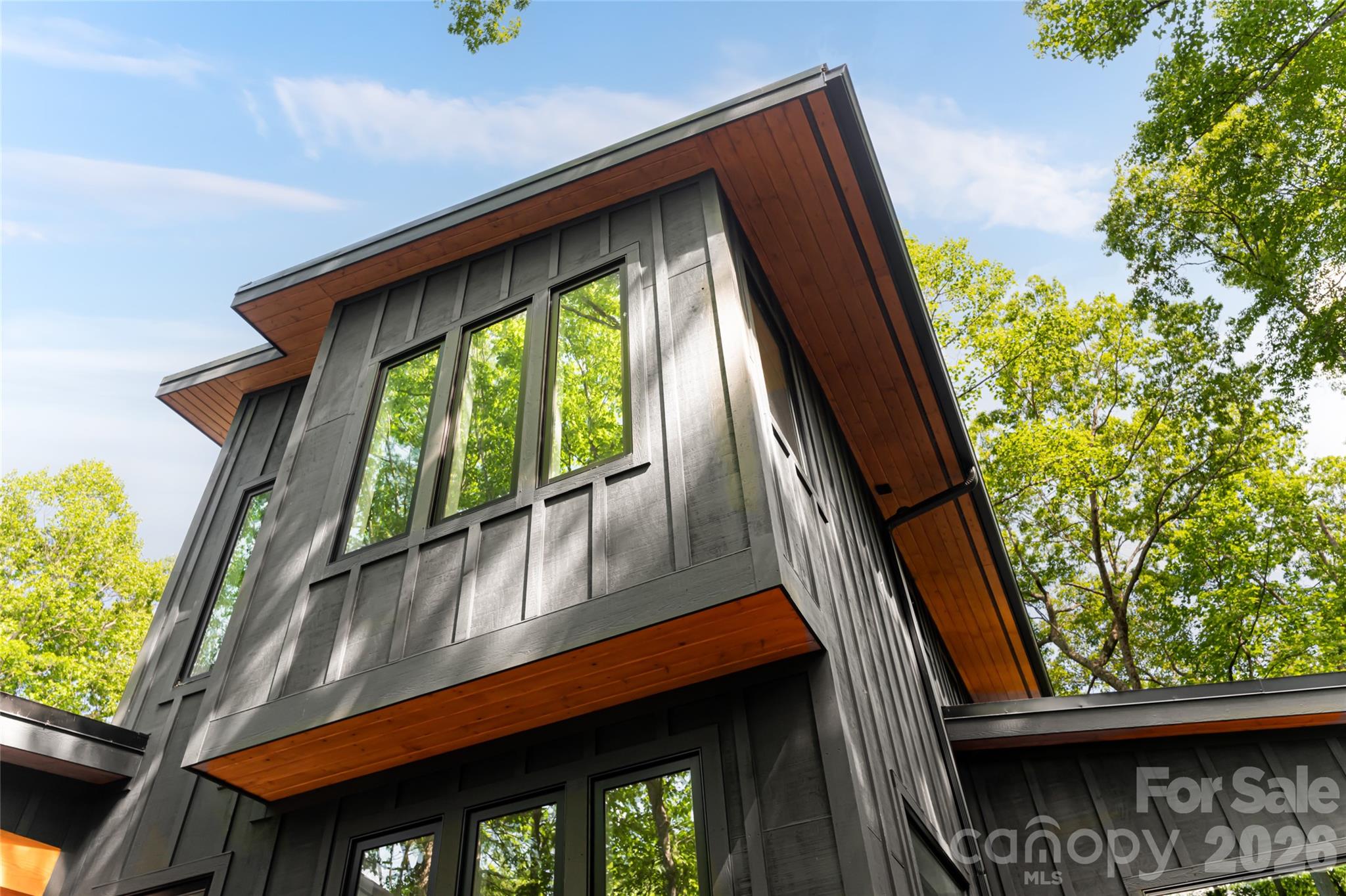 558 Poplar Crest Drive — Pisgah Forest