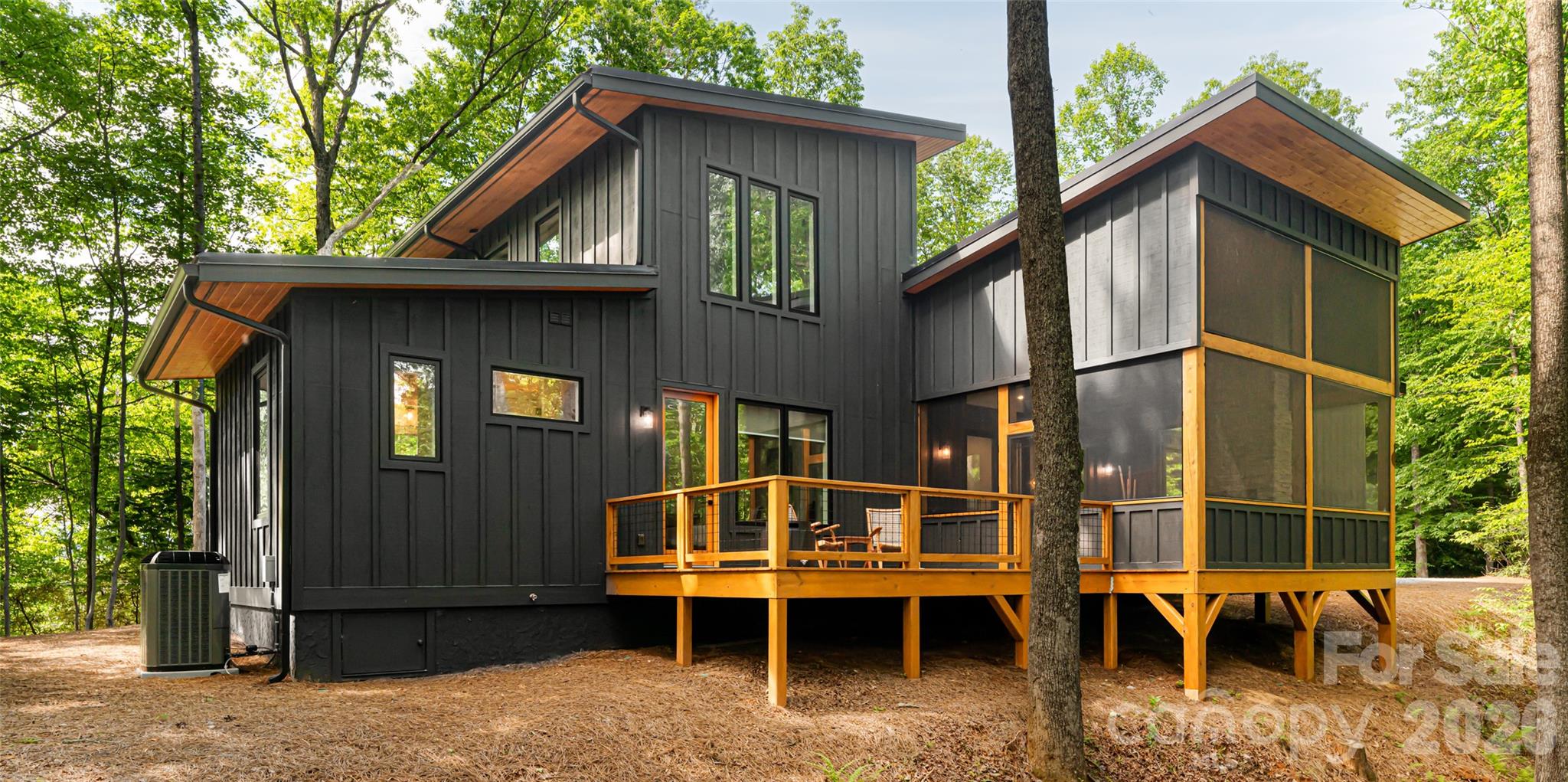 558 Poplar Crest Drive — Pisgah Forest