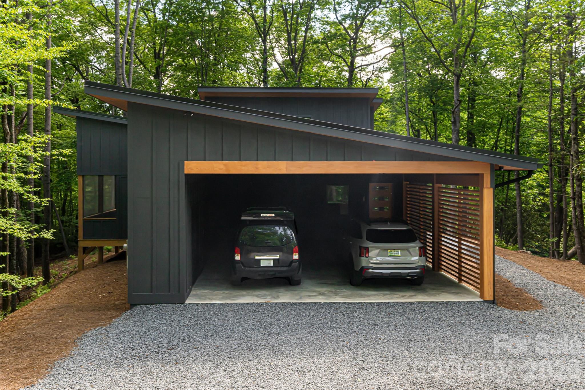 558 Poplar Crest Drive — Pisgah Forest