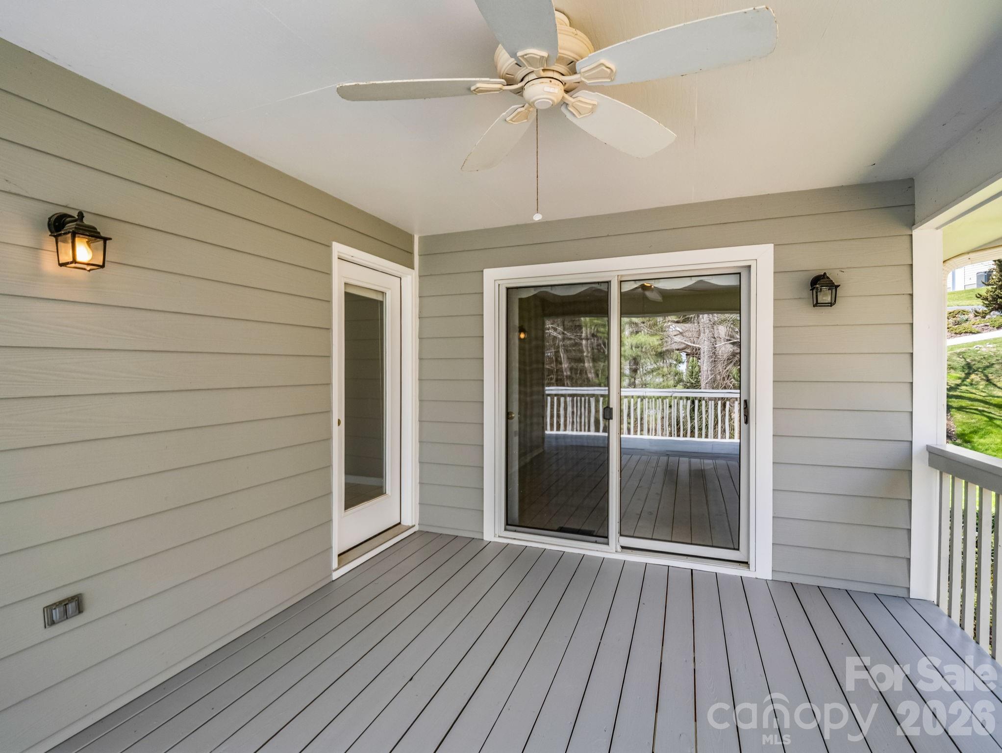 111 Broadmoor Drive — Flat Rock