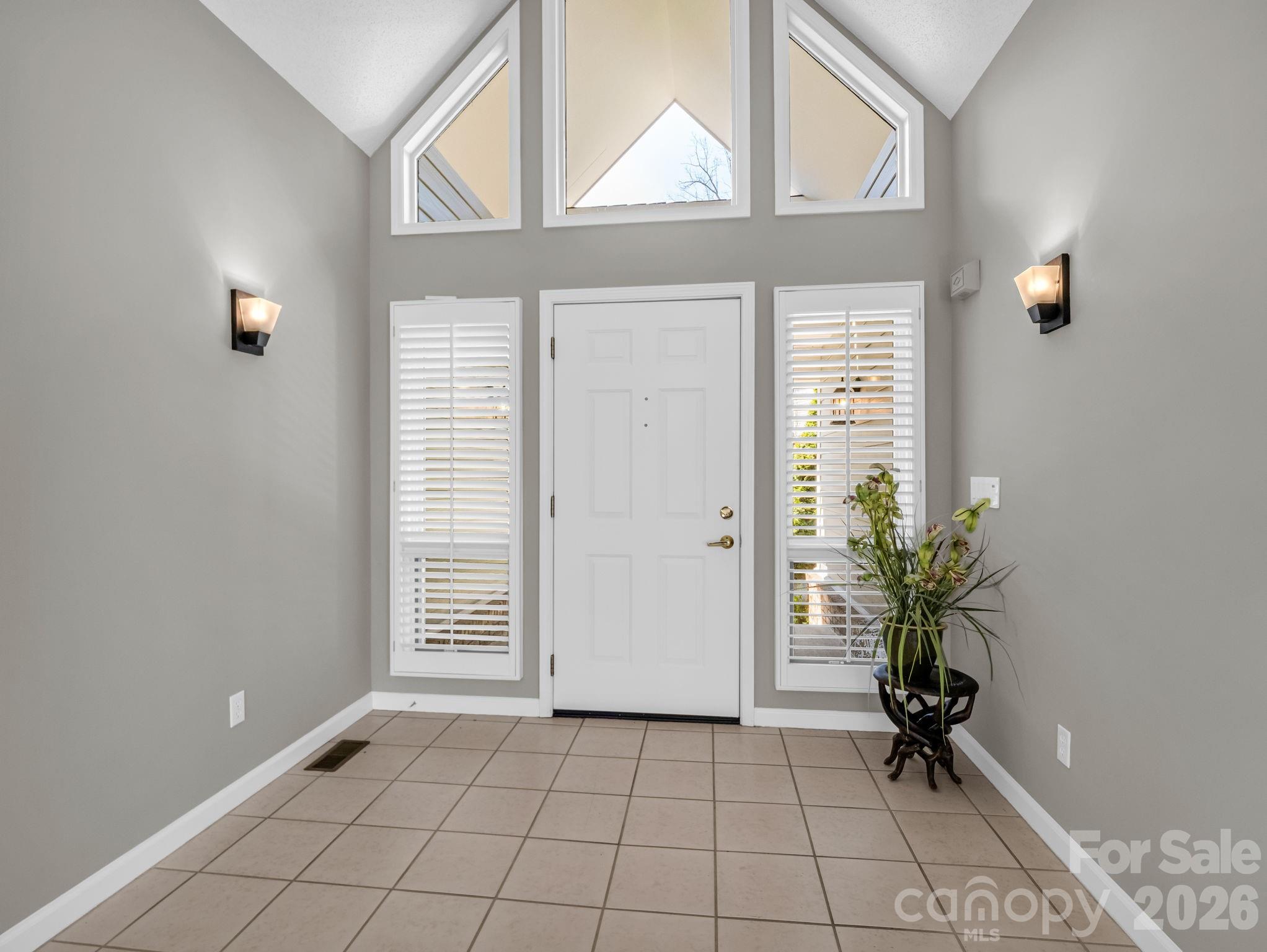111 Broadmoor Drive — Flat Rock