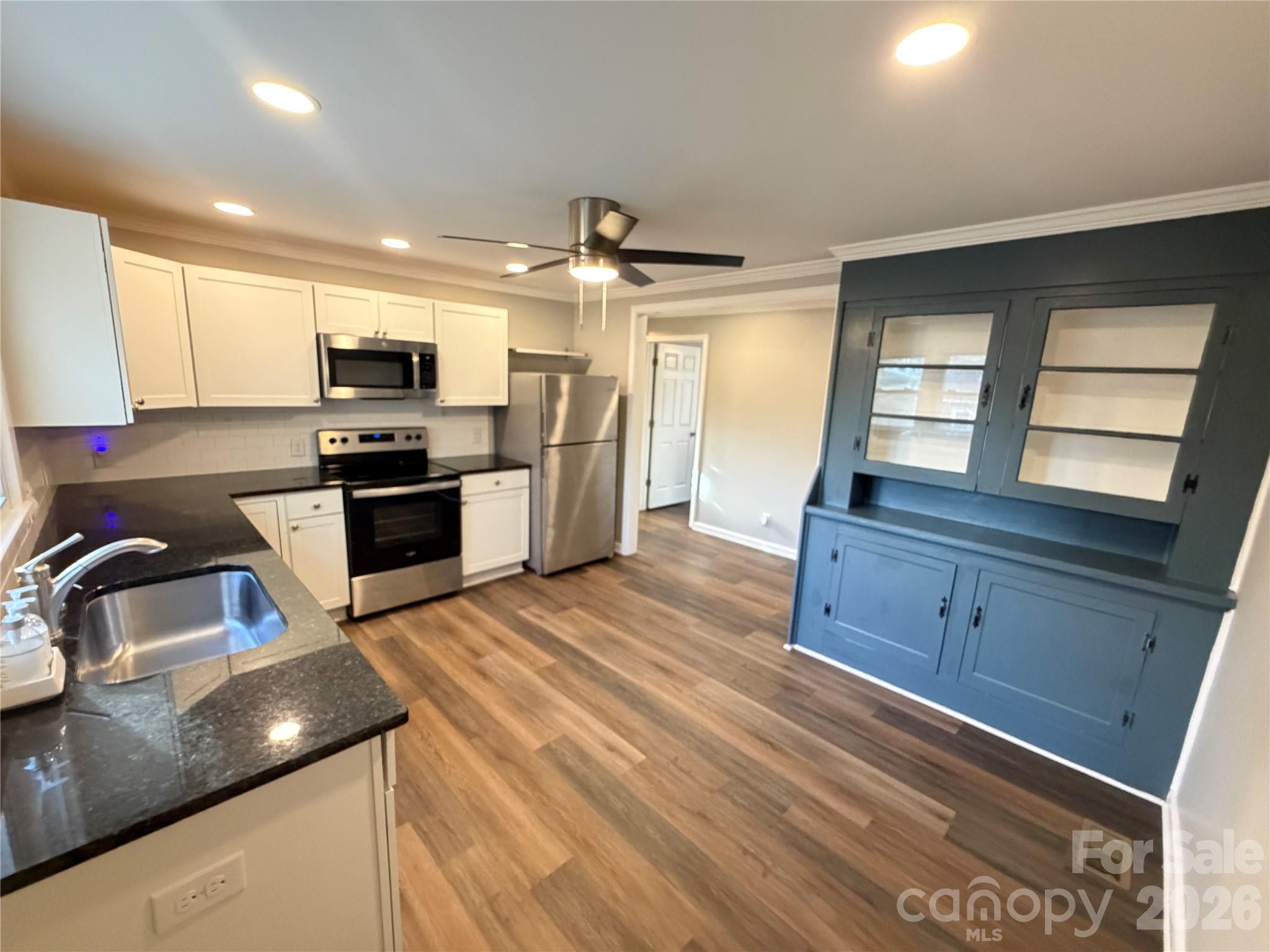 1003 W B Street — Kannapolis