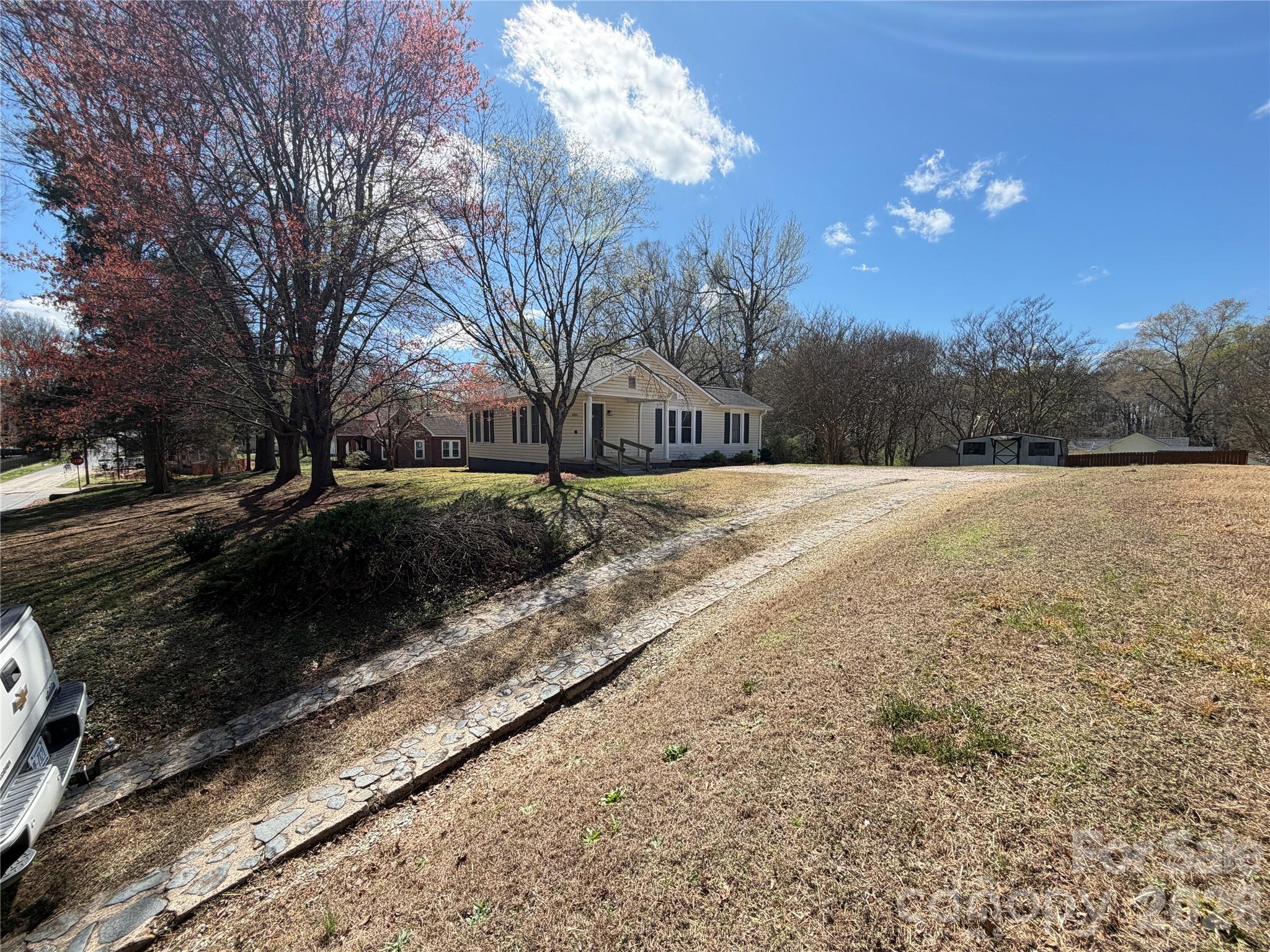 1003 W B Street — Kannapolis