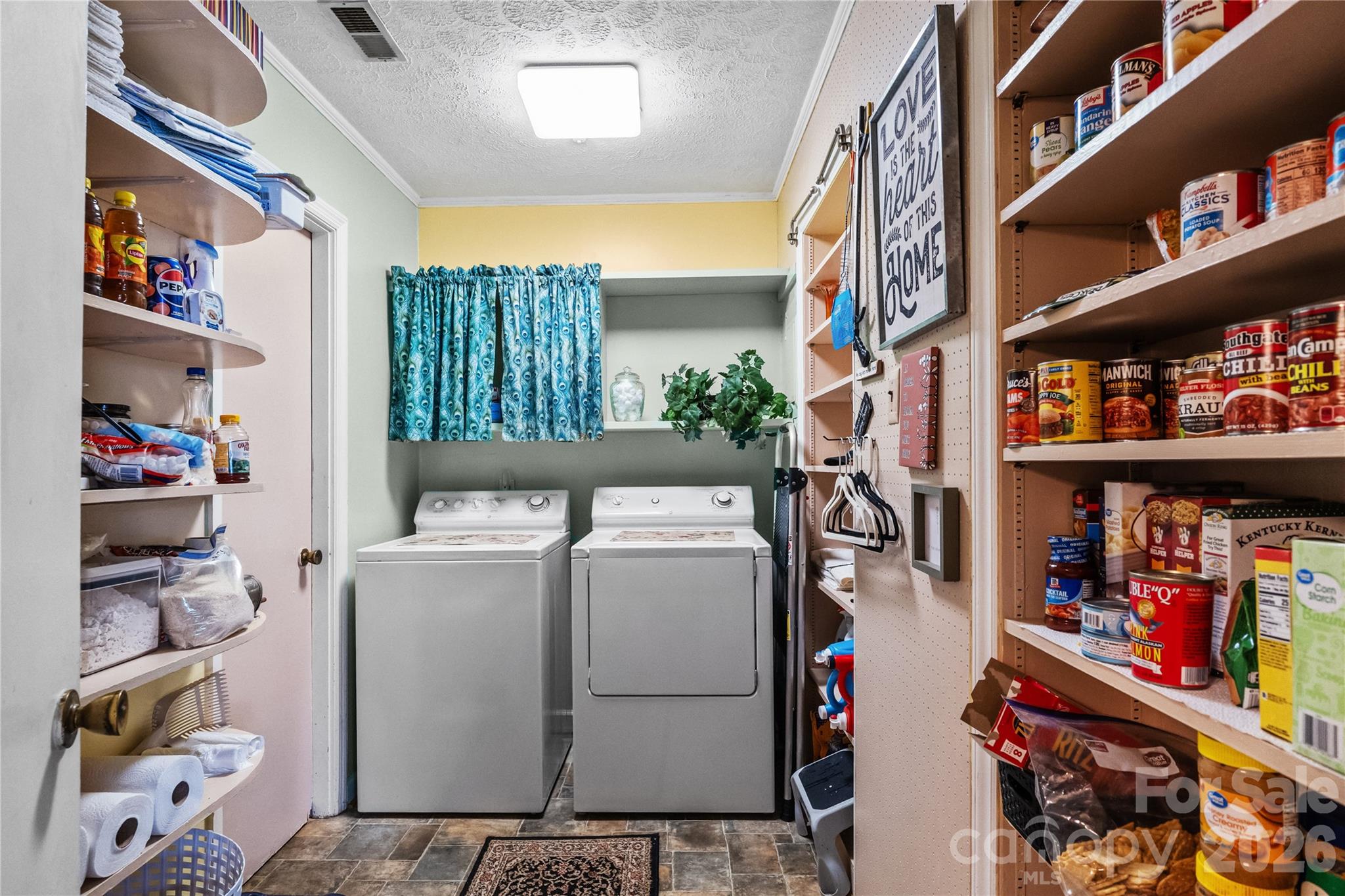 308 Taubrook Place NW — Lenoir