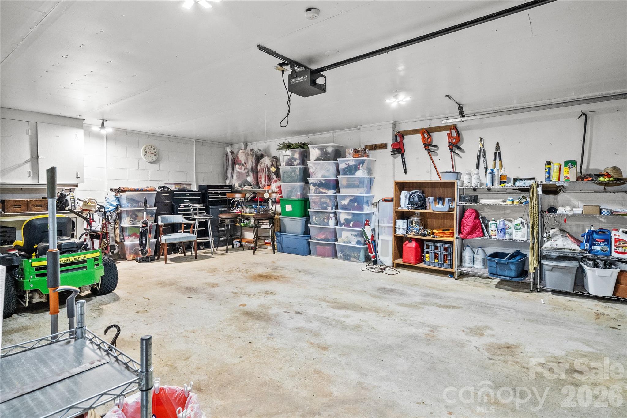 308 Taubrook Place NW — Lenoir
