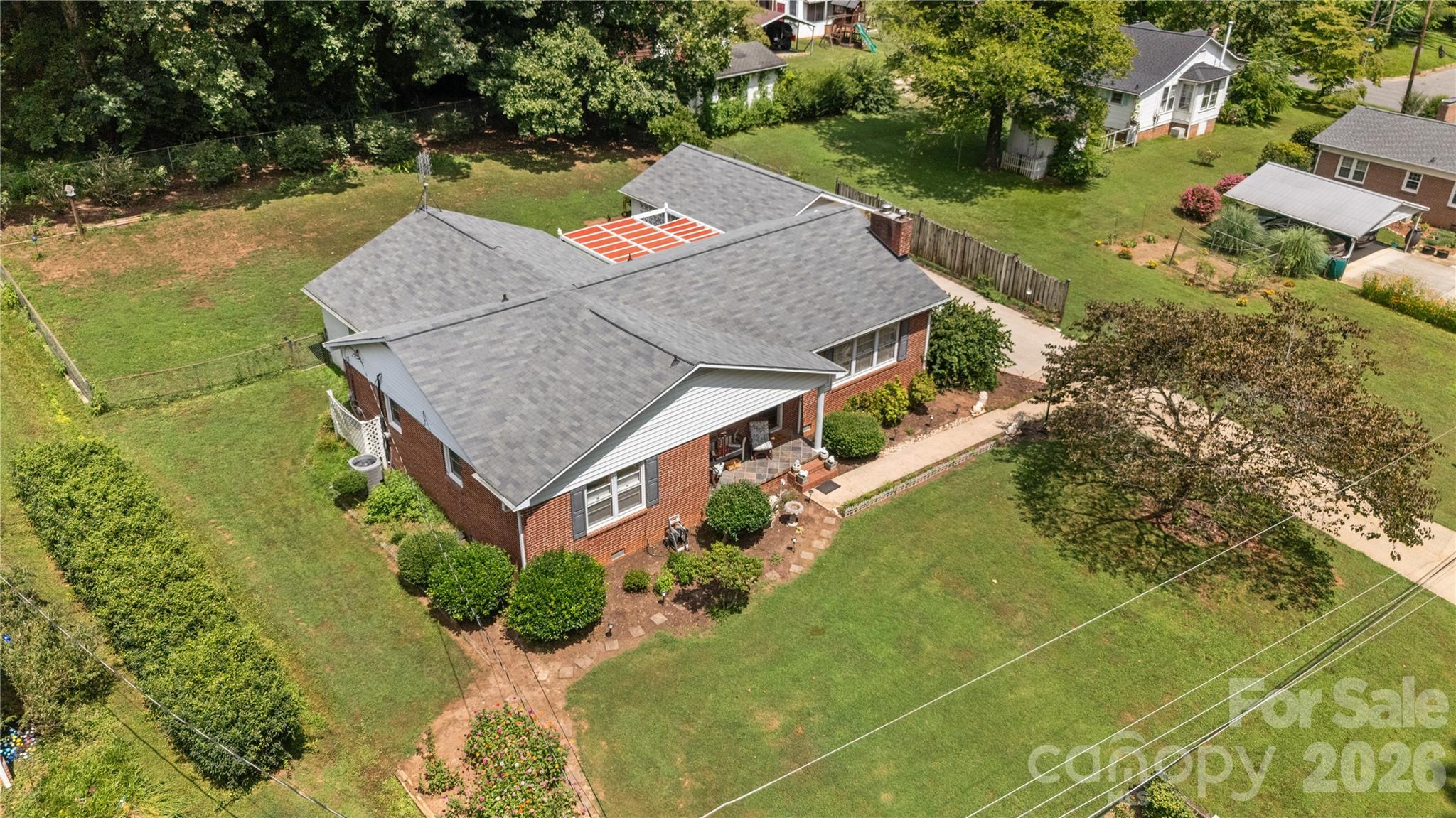 308 Taubrook Place NW — Lenoir