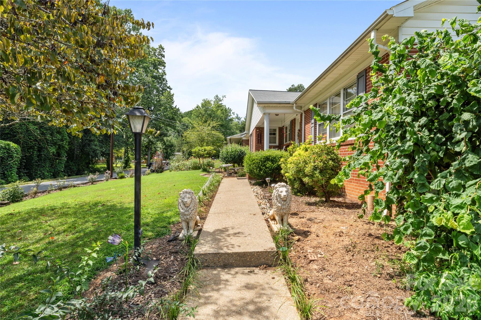 308 Taubrook Place NW — Lenoir