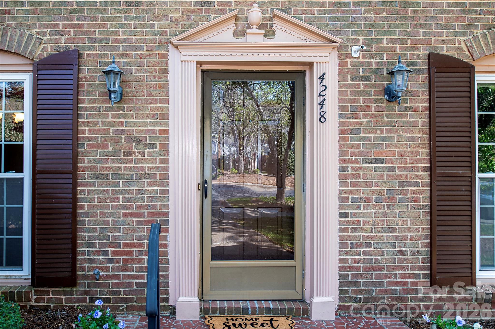4248 Woodglen Lane — Charlotte