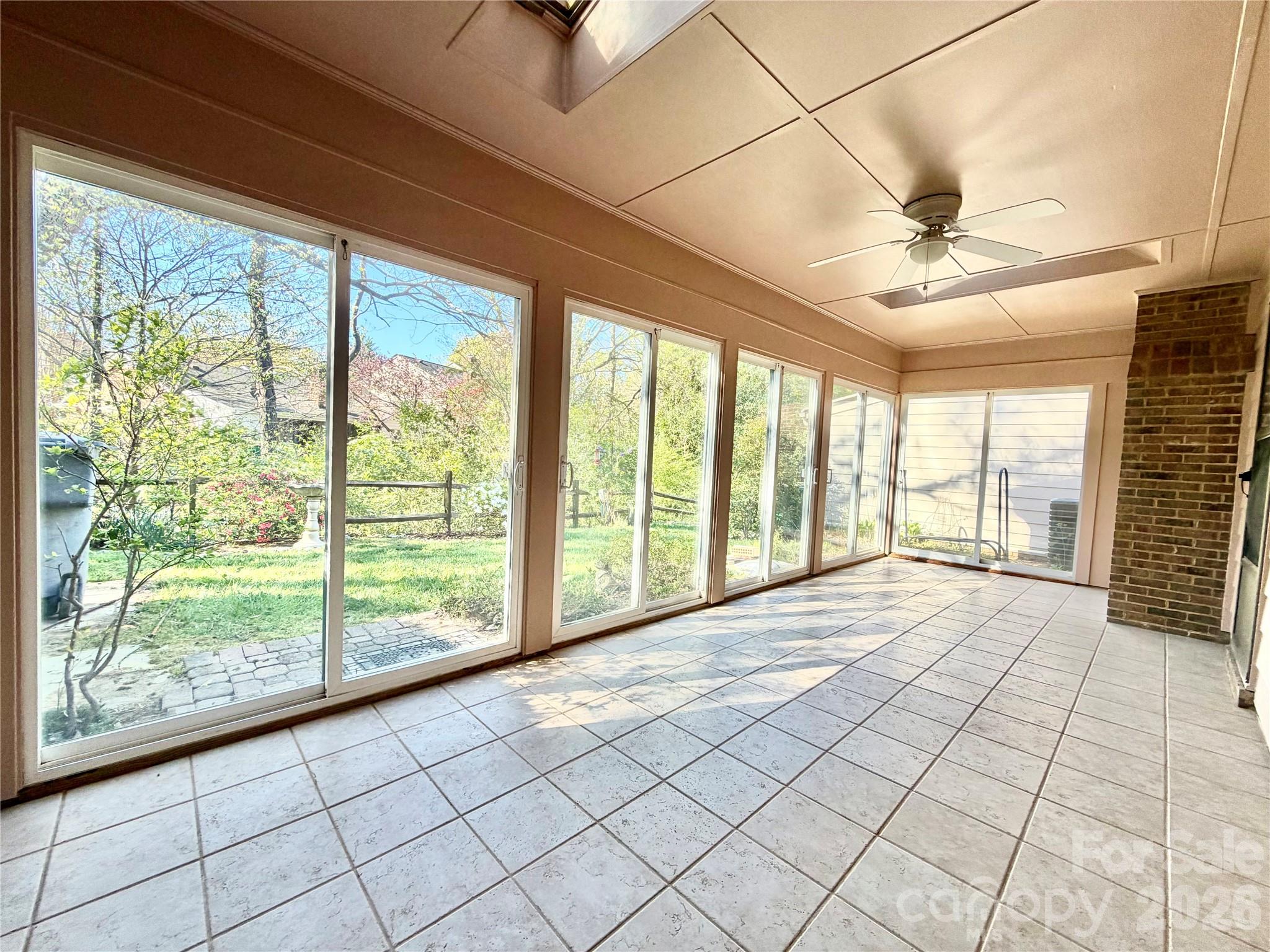 4248 Woodglen Lane — Charlotte