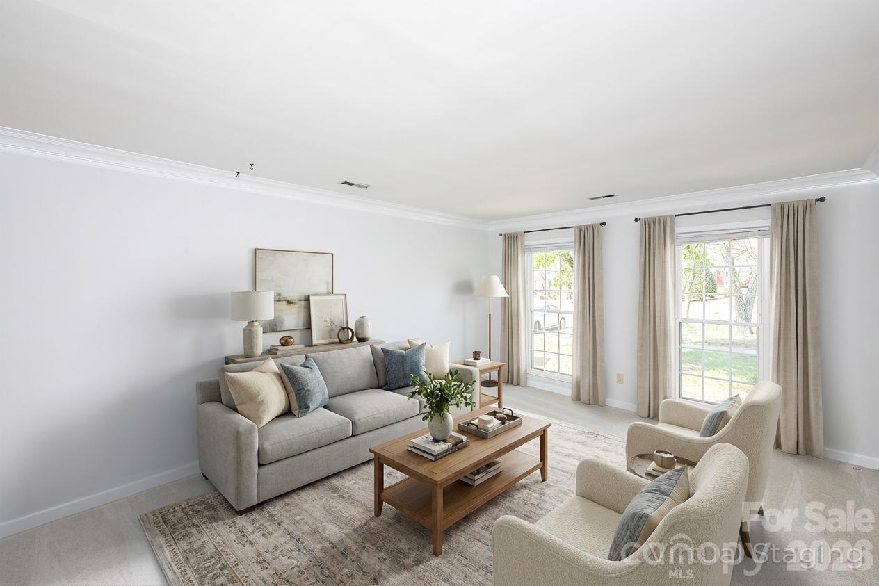 4248 Woodglen Lane — Charlotte
