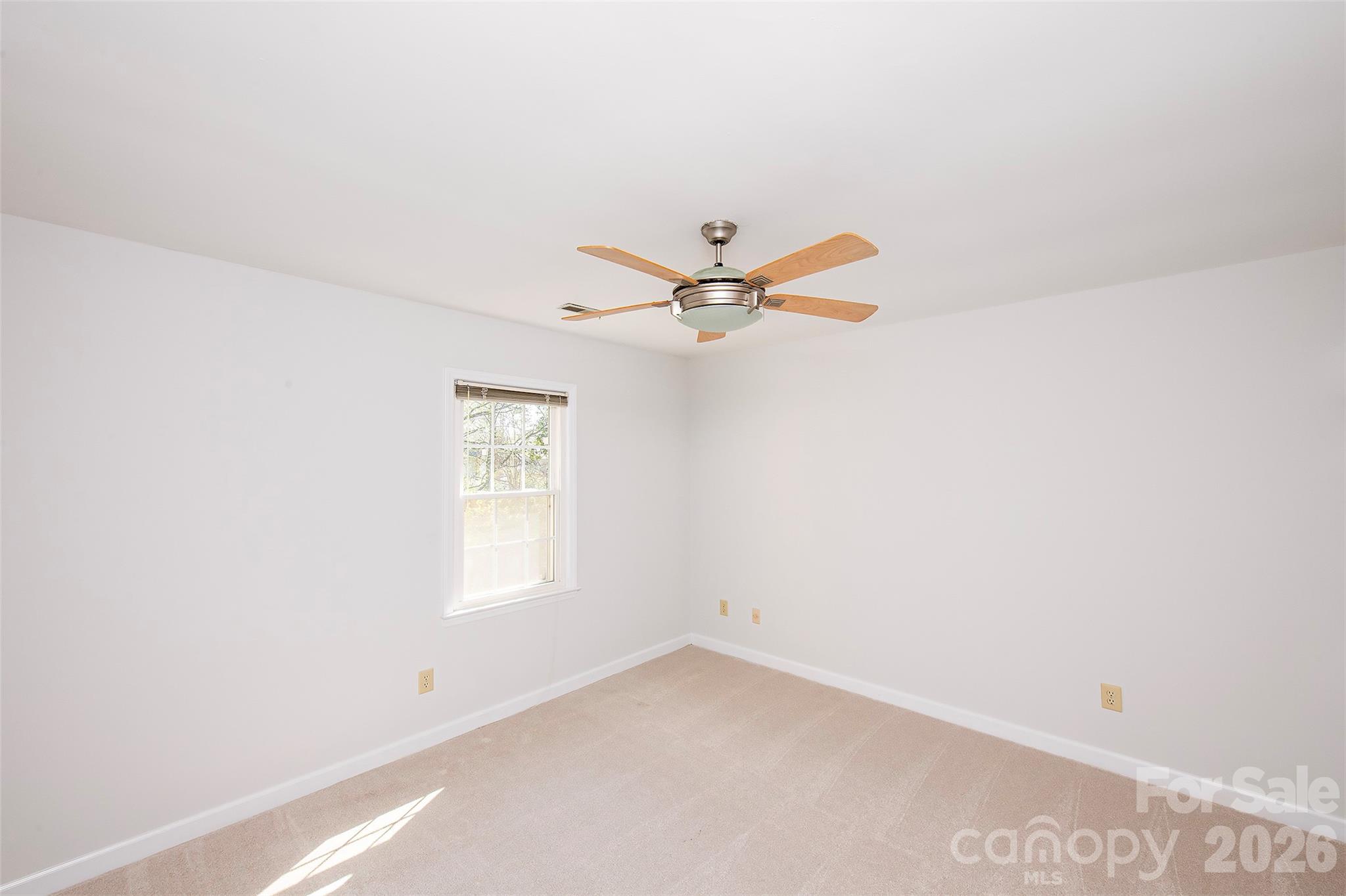 4248 Woodglen Lane — Charlotte