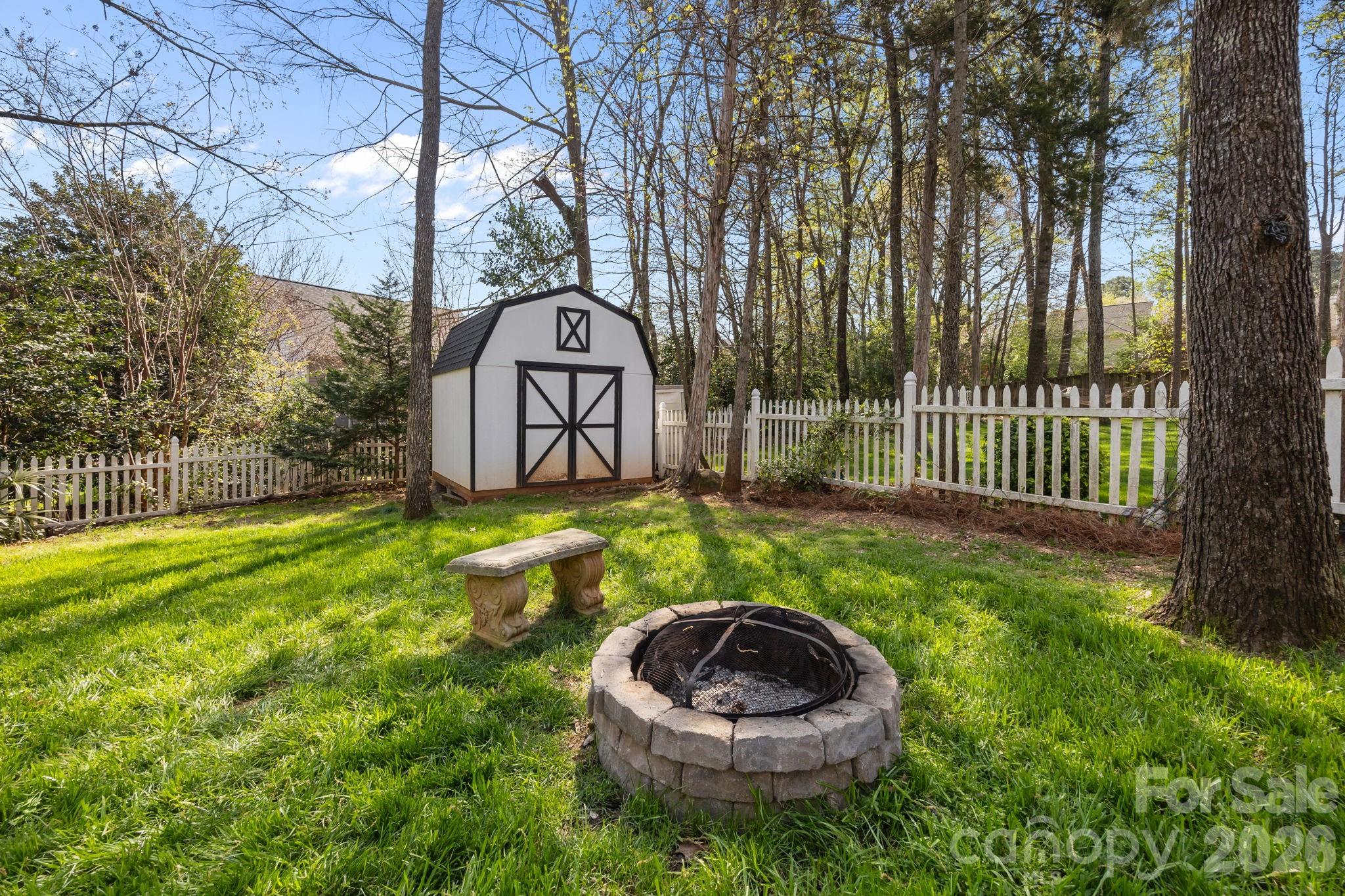 7811 Antique Circle — Waxhaw