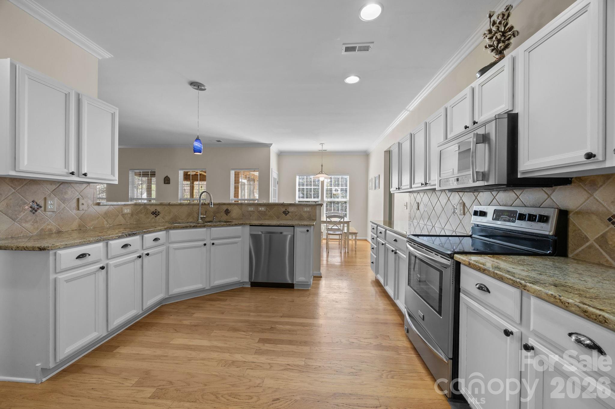 7811 Antique Circle — Waxhaw