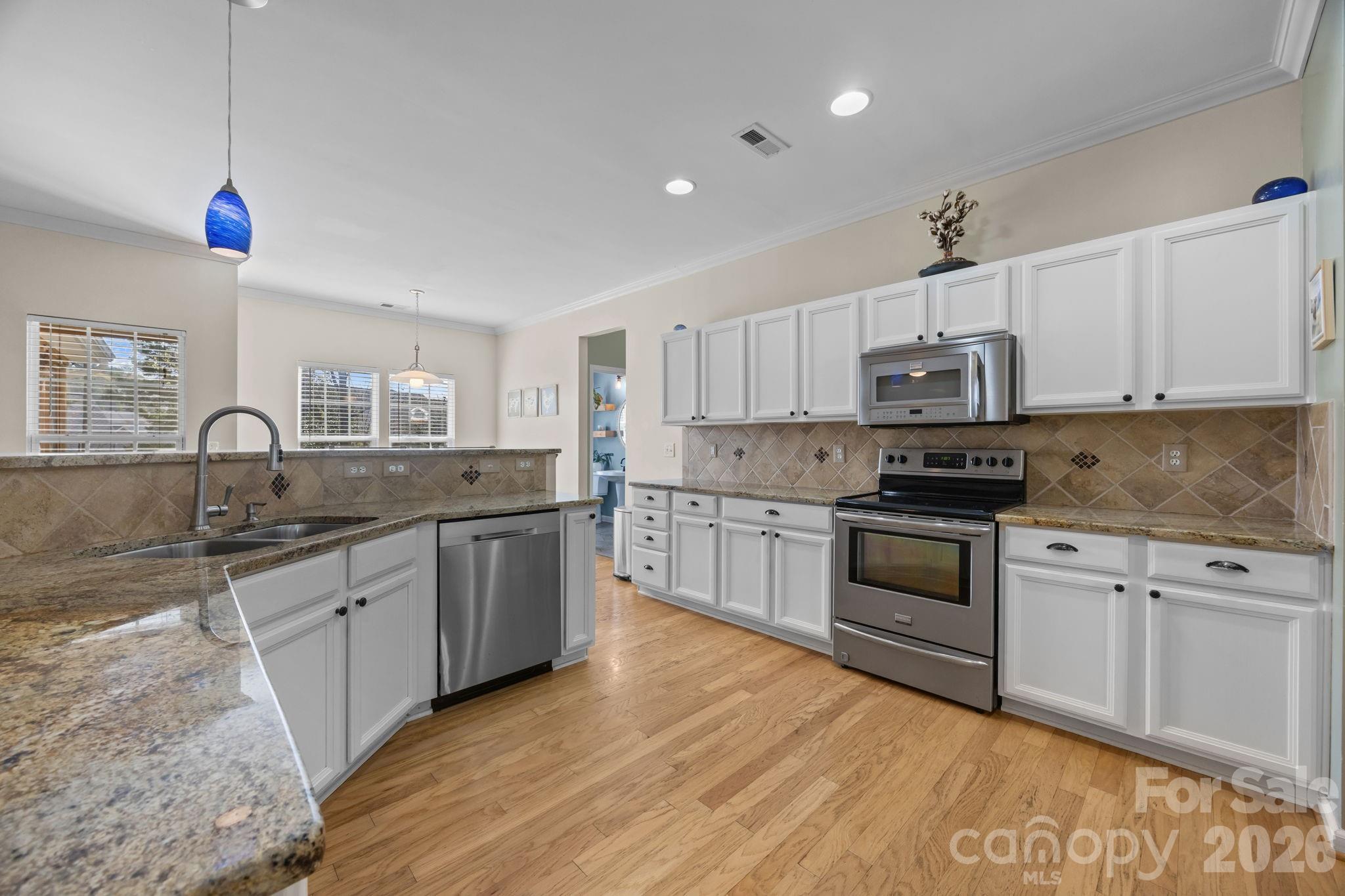 7811 Antique Circle — Waxhaw