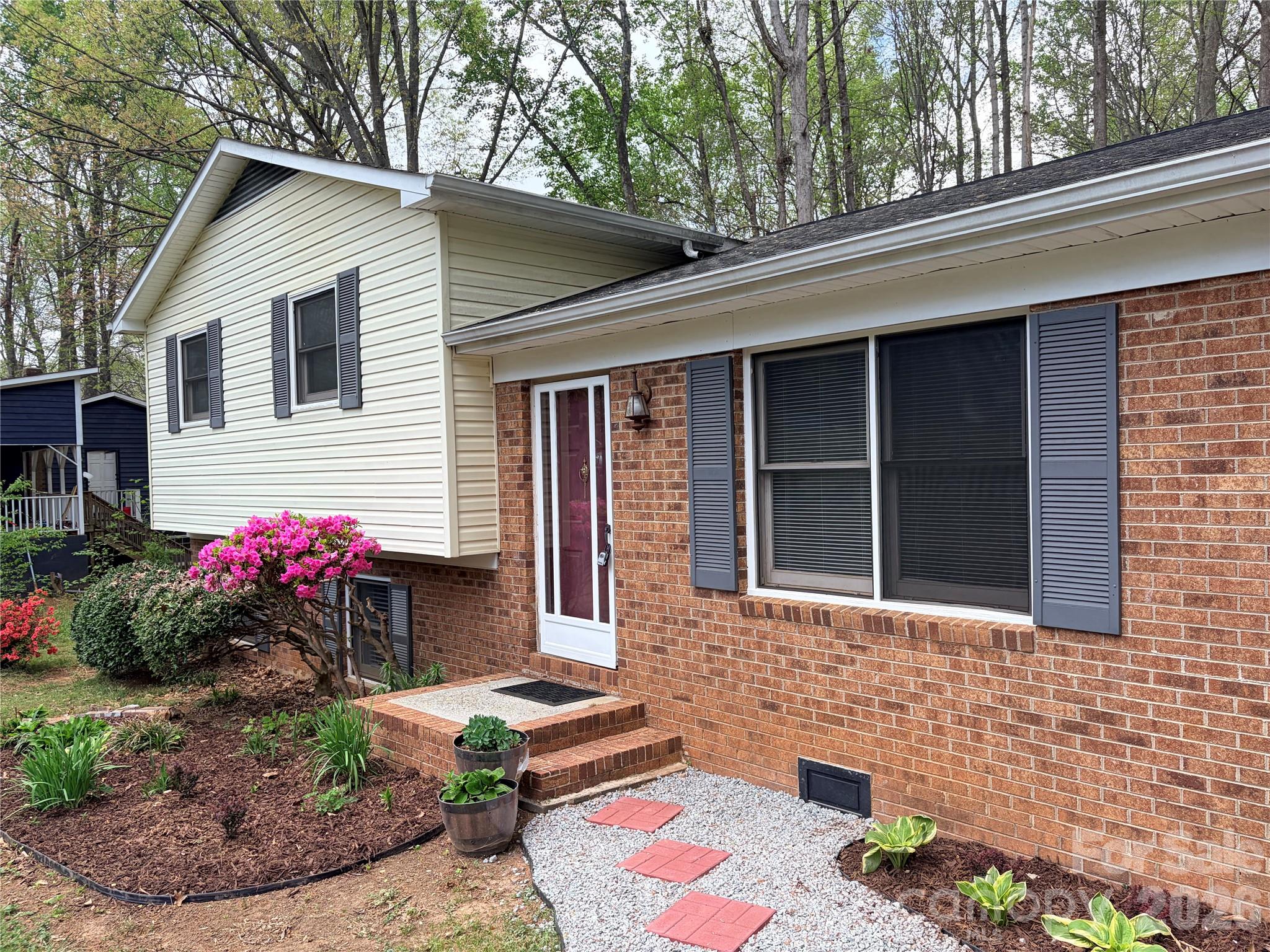 753 Stoney Lane — Statesville