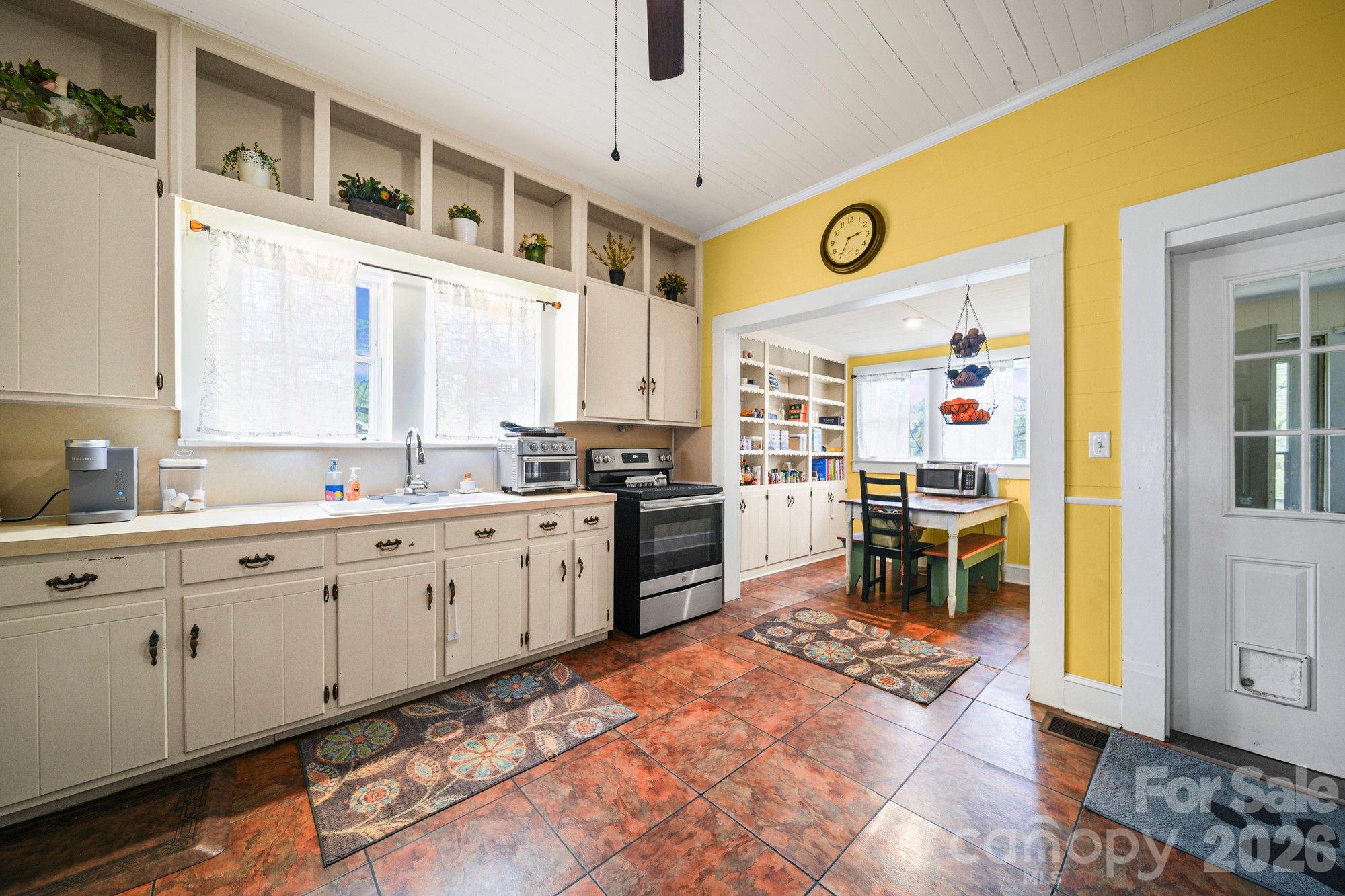 333 N Main Street — Mount Pleasant