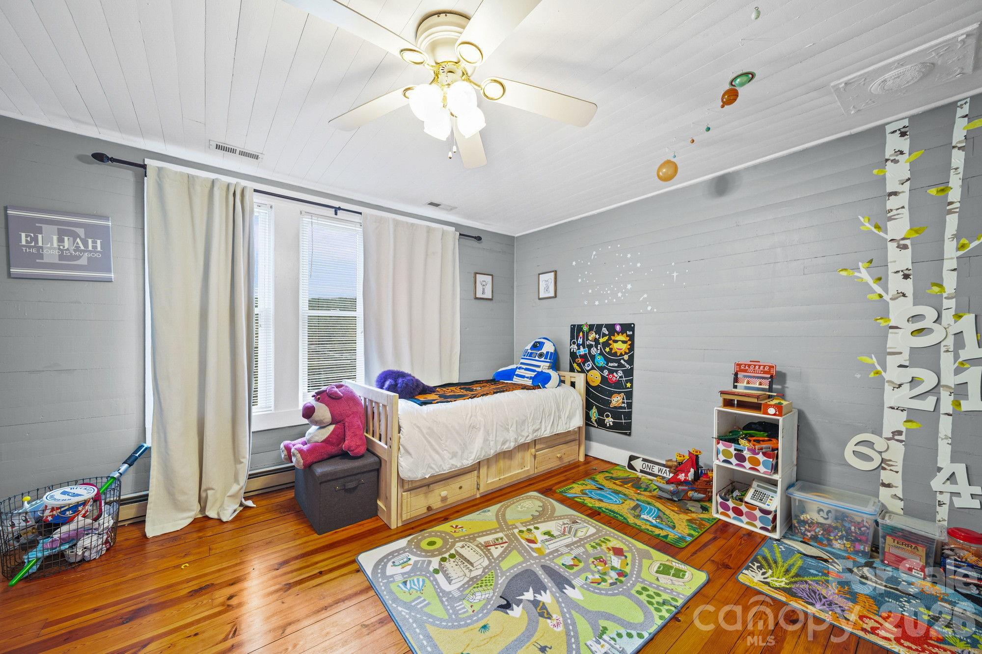 333 N Main Street — Mount Pleasant