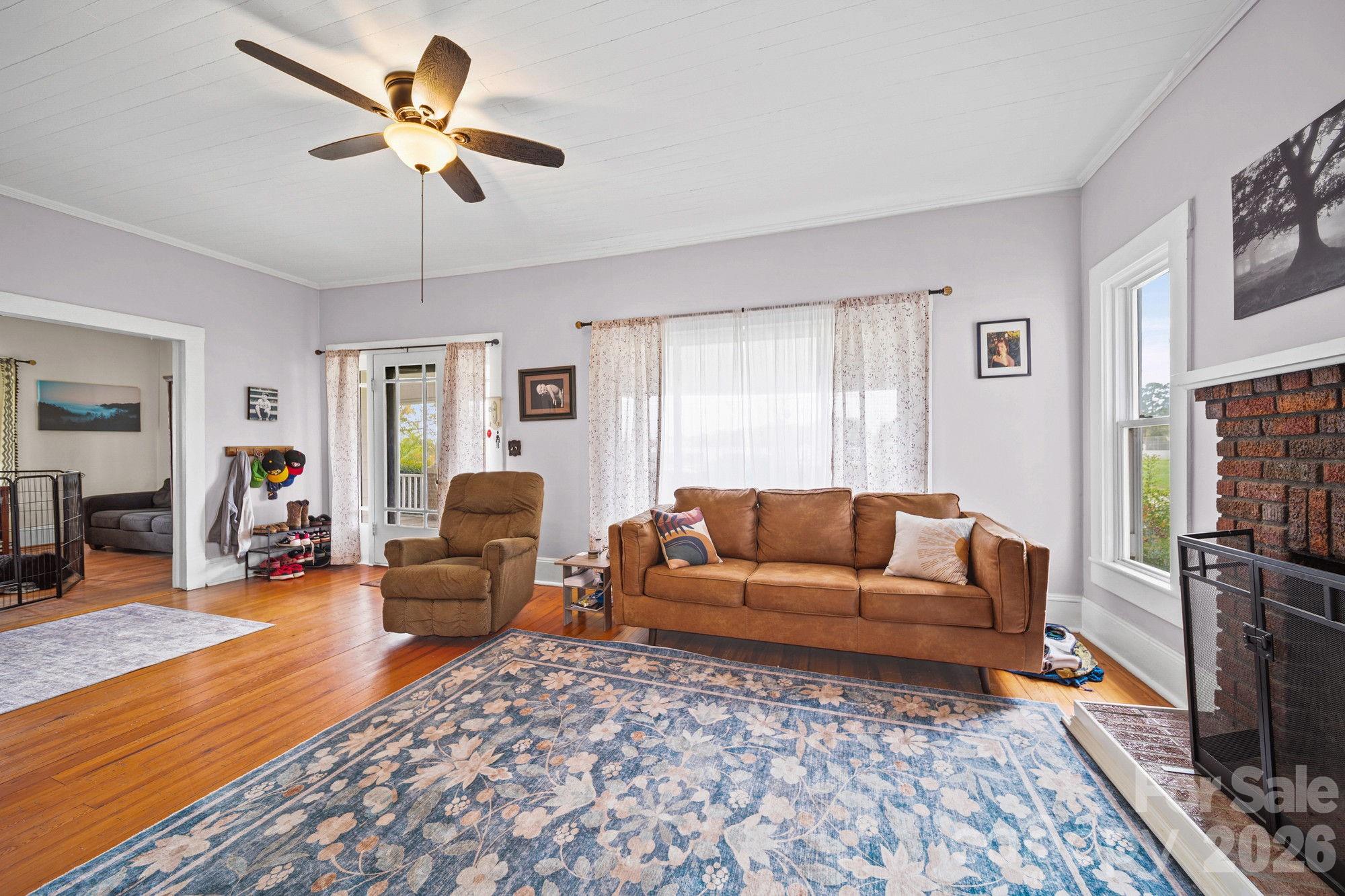 333 N Main Street — Mount Pleasant