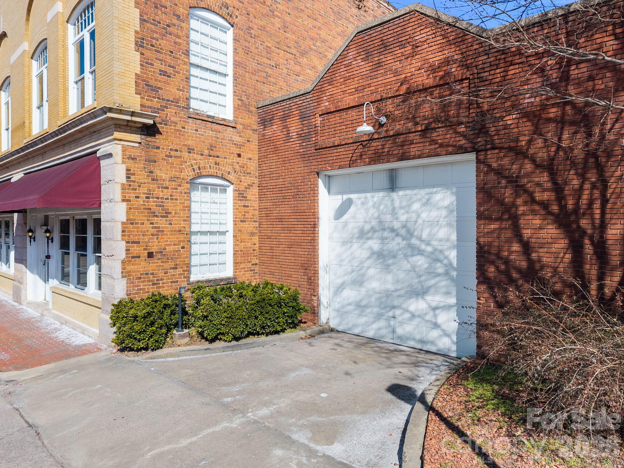 322 E Council Street — Salisbury