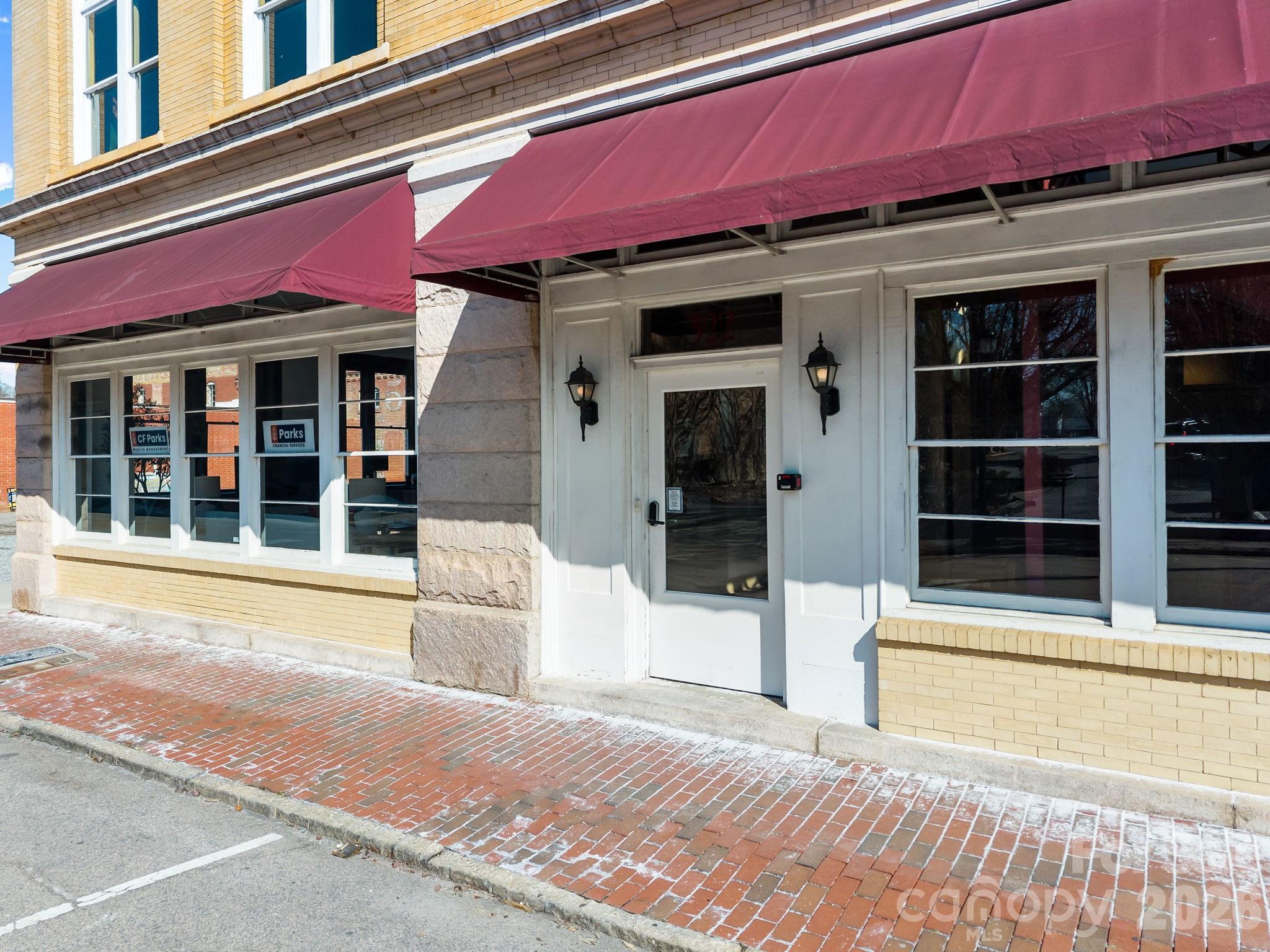 322 E Council Street — Salisbury